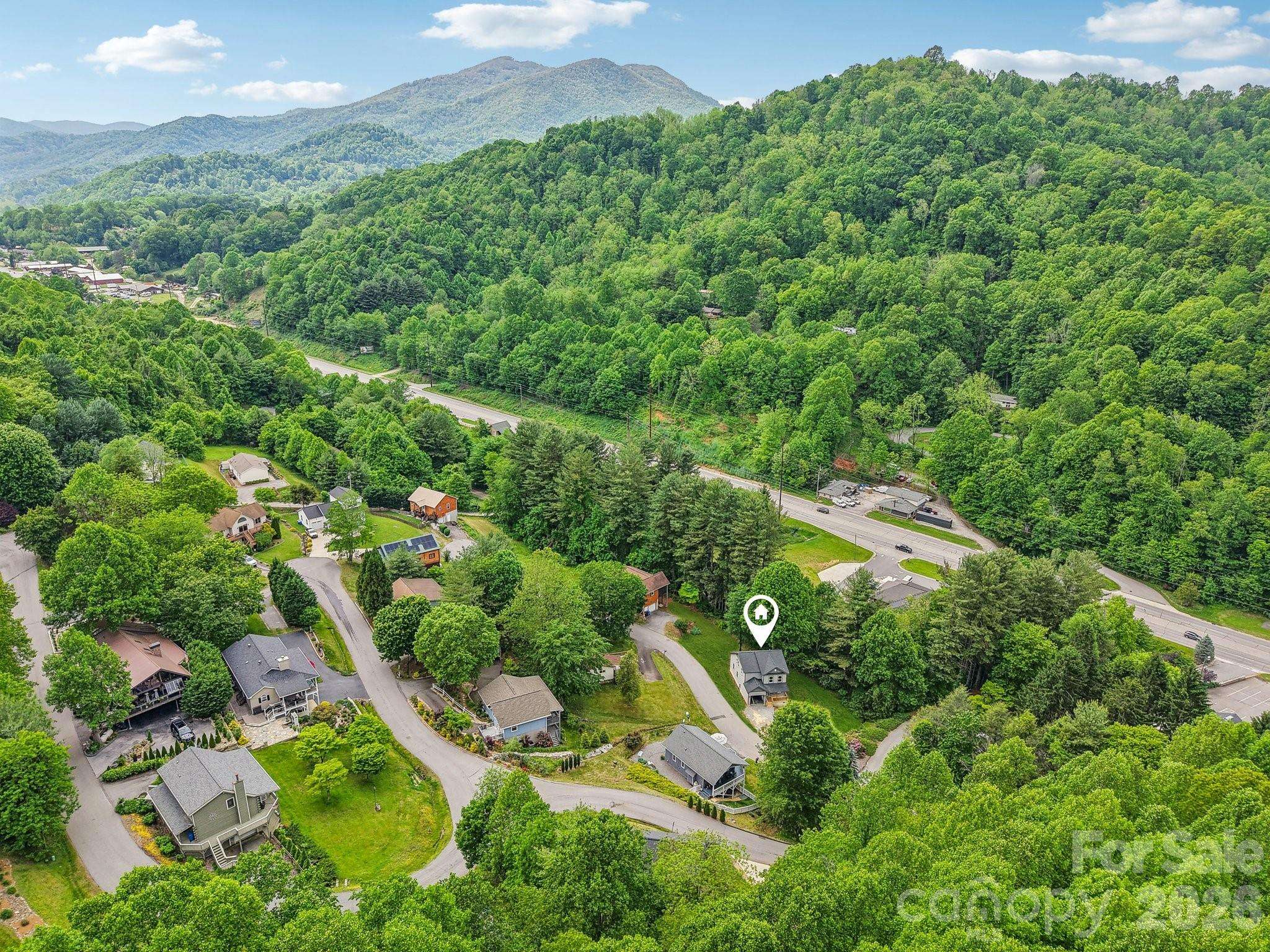 12 Whipoorwill WAY, Waynesville, NC 28786
