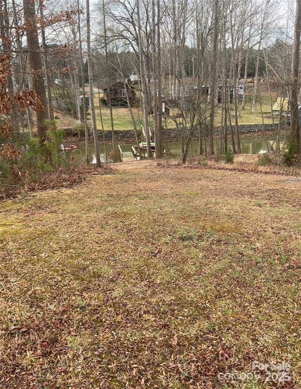 4995 Wildlife LN #1, Sherrills Ford, NC 28673