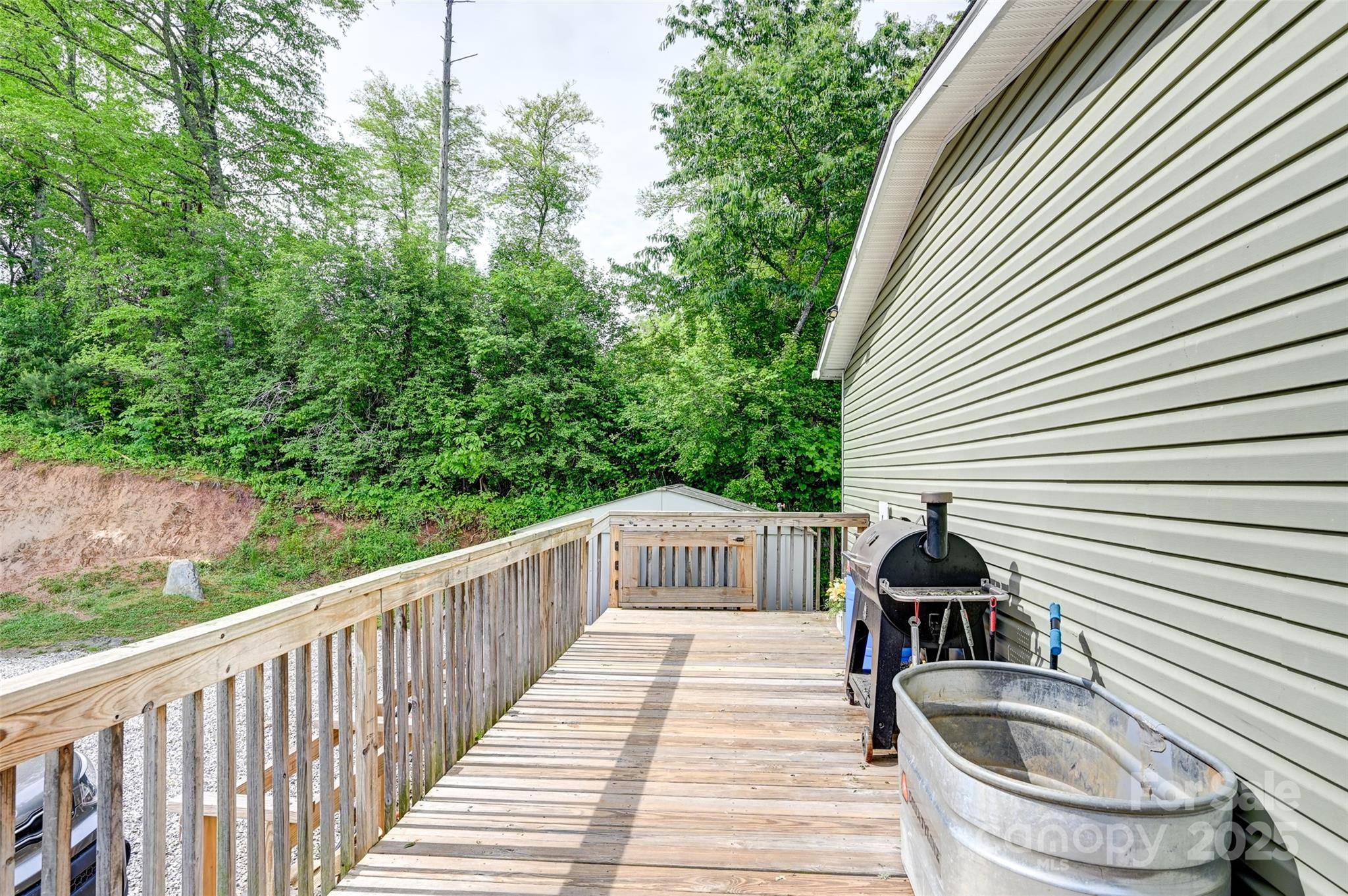 208 Stillwater Springs RD, Burnsville, NC 28714