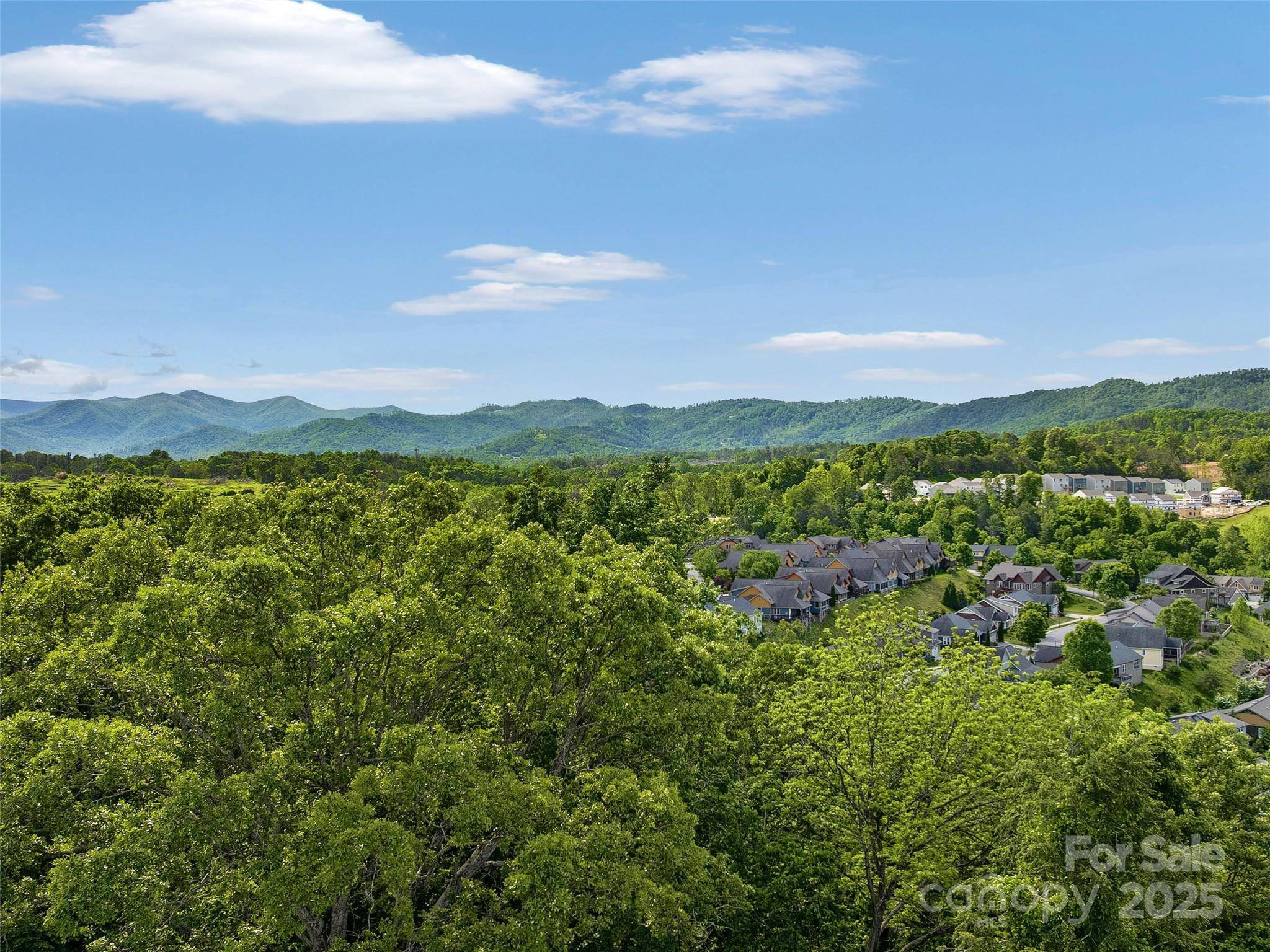 144 Pinebrook RD, Asheville, NC 28804
