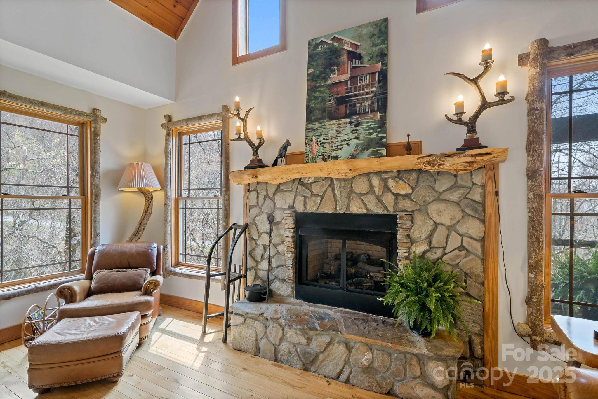 140 Spruce Hollow RD, Beech Mountain, NC 28604