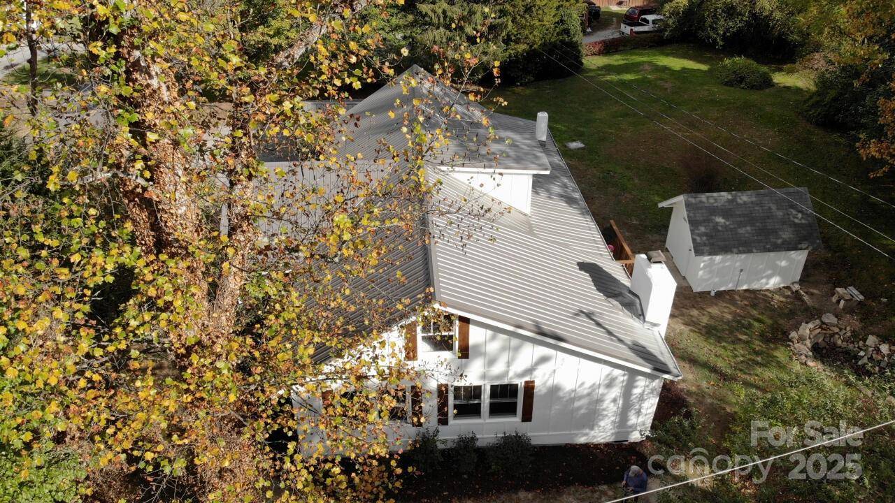 227 Ashmore AVE, Hendersonville, NC 28791