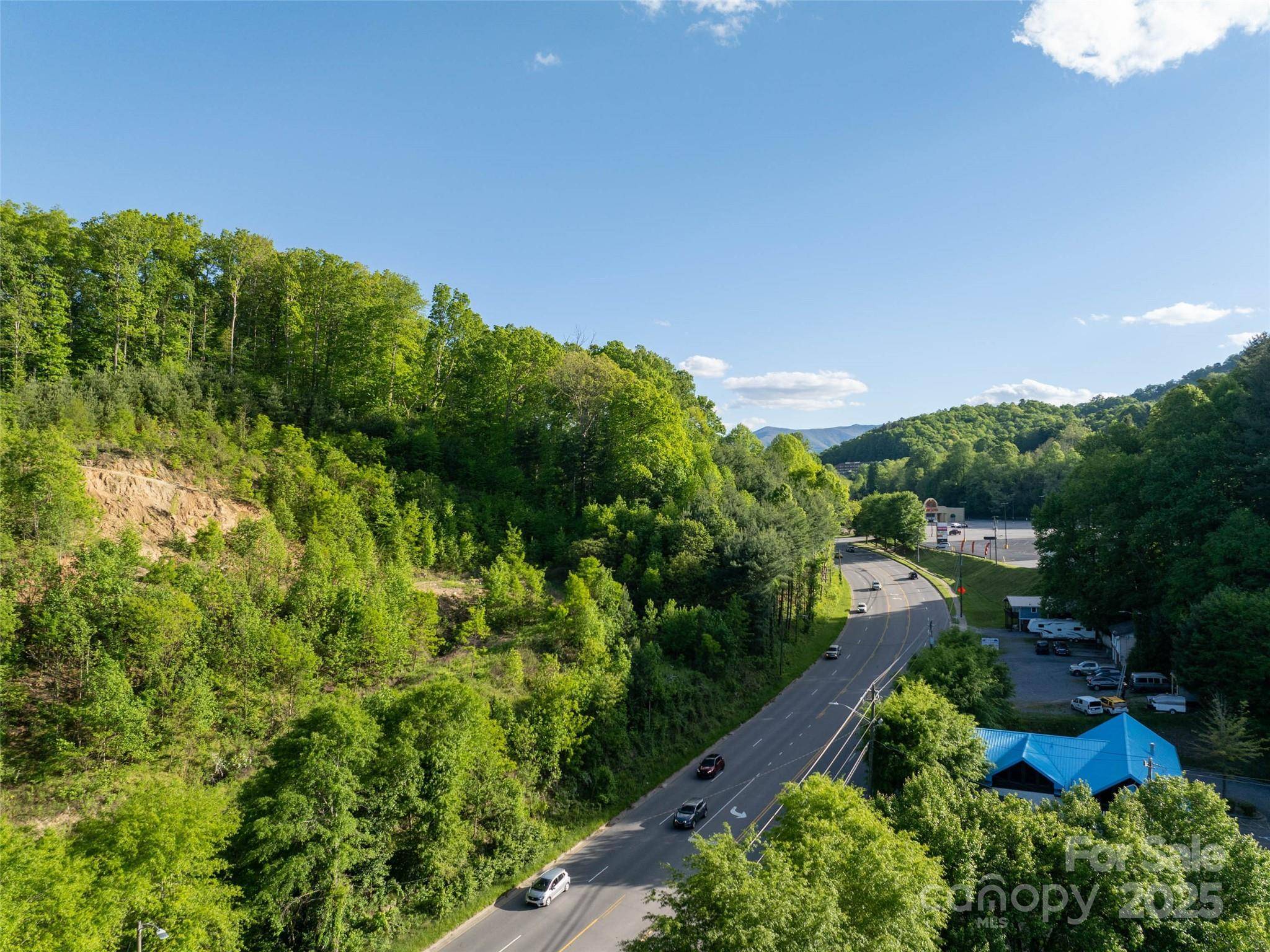 99999 Russ AVE, Waynesville, NC 28786