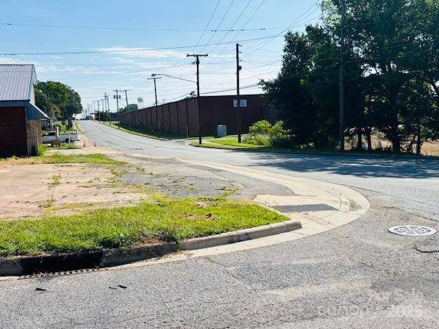 616 S Main ST, Landis, NC 28088