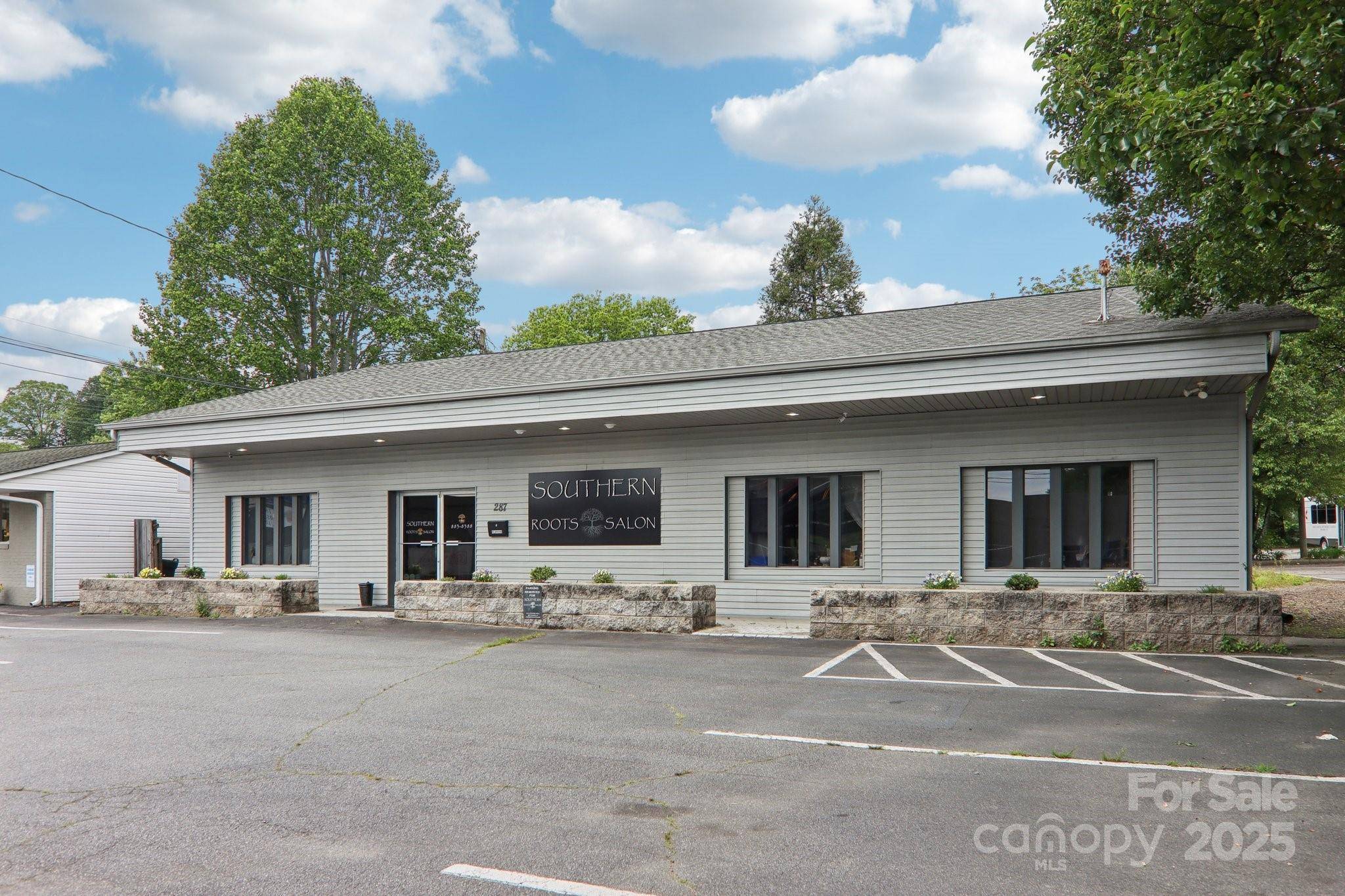 287 N Caldwell ST, Brevard, NC 28712