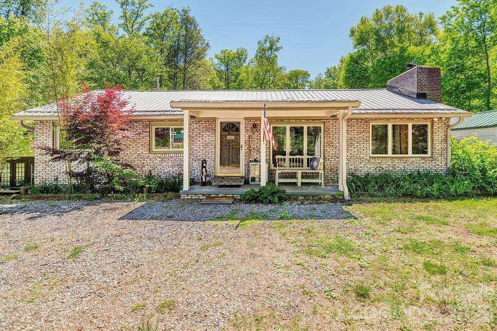 2143 Pisgah HWY, Candler, NC 28715