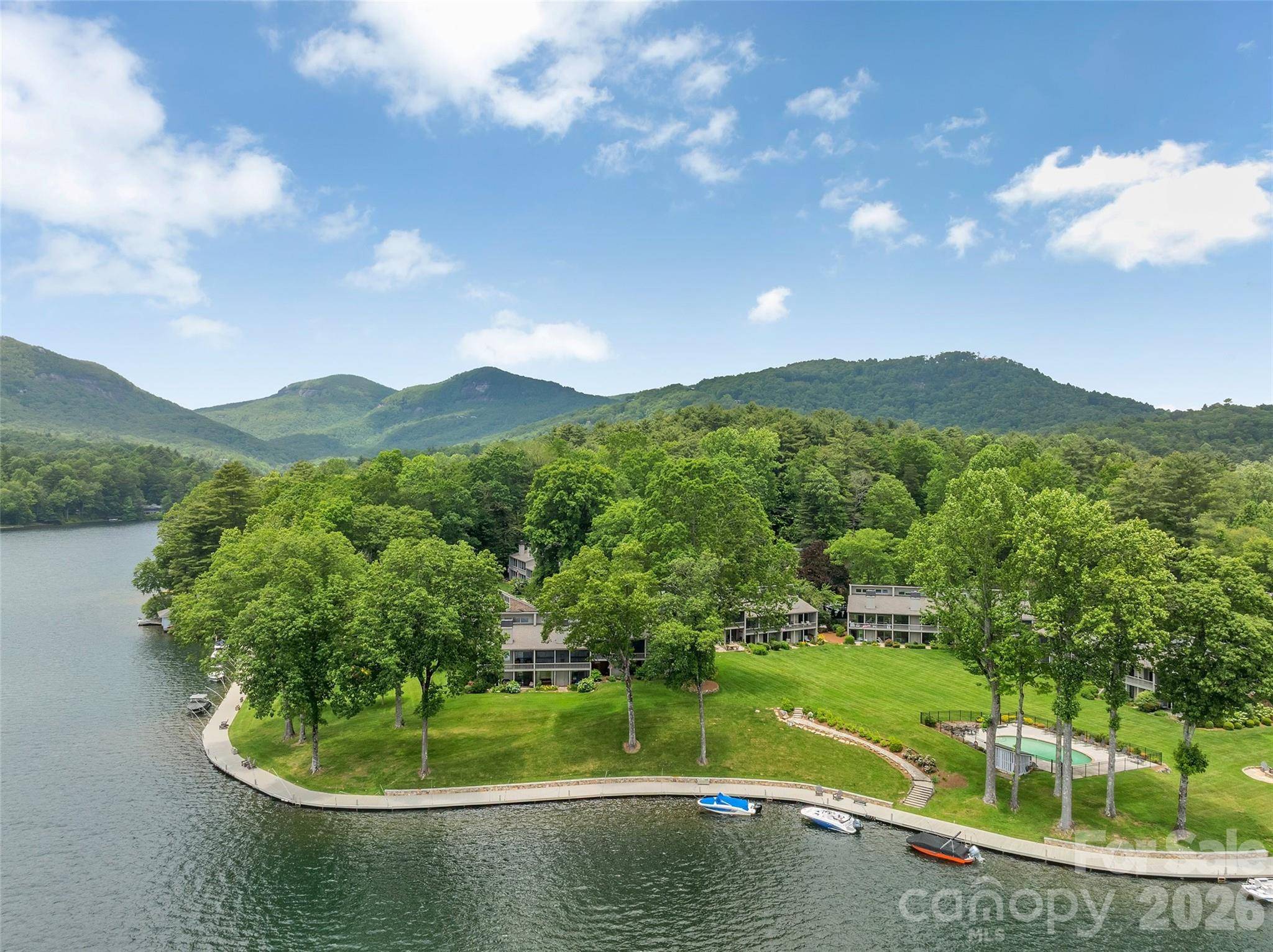 55 Toxaway Shores None #14, Lake Toxaway, NC 28747