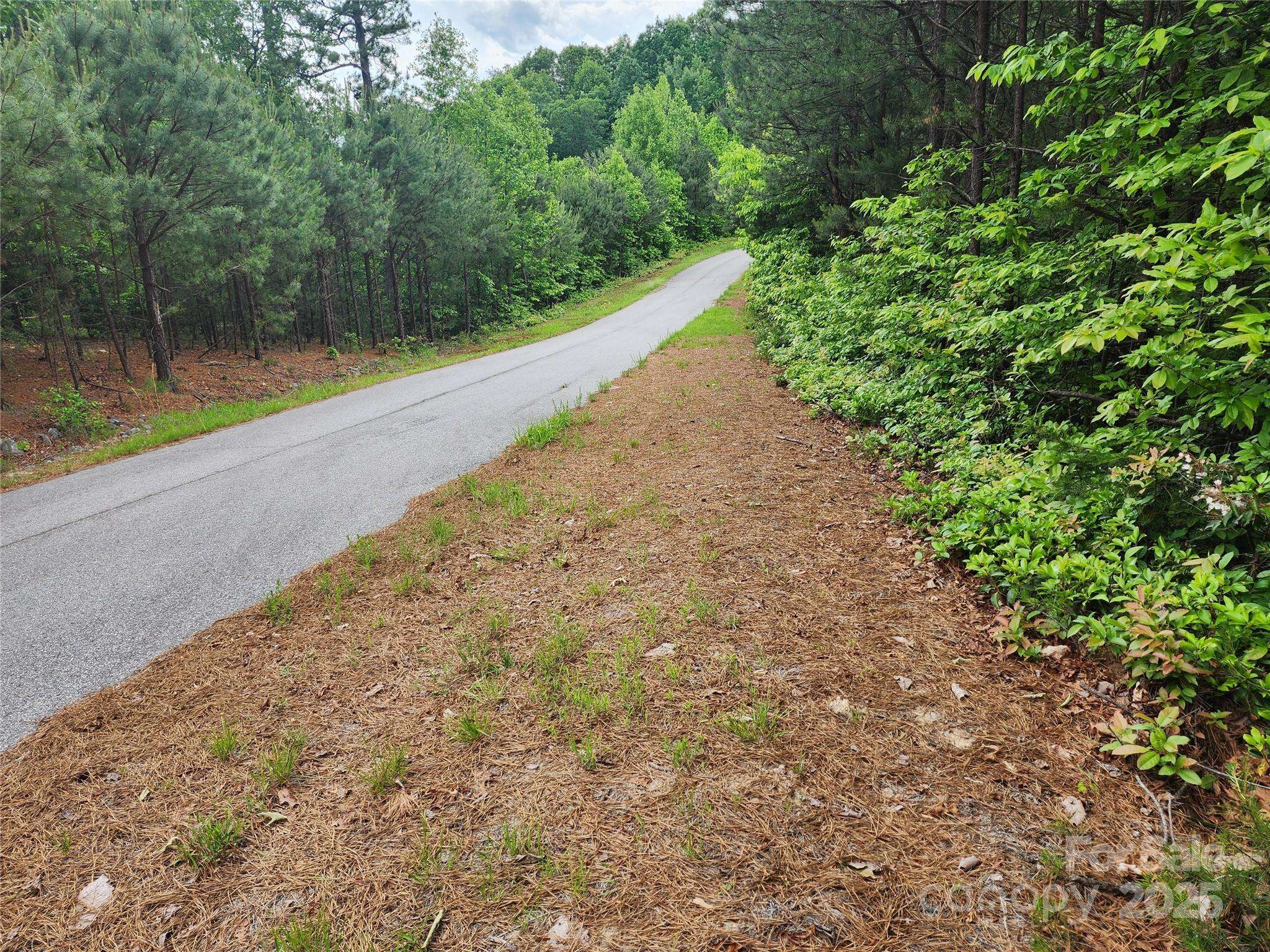 TBD Derby Chase CT, Mcgrady, NC 28649