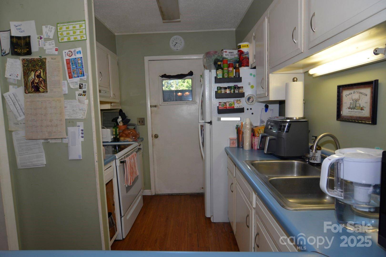 141 Colony DR, Arden, NC 28704