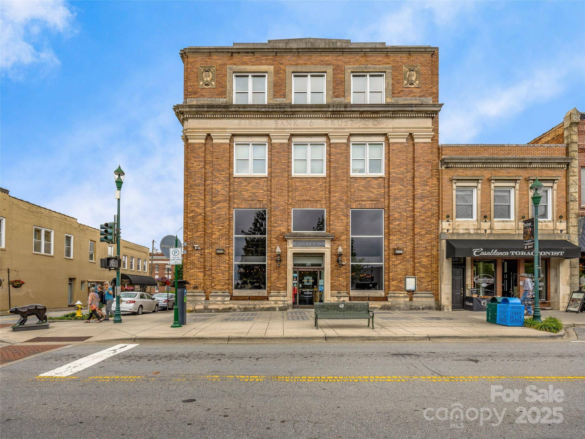 401 N Main ST #3, Hendersonville, NC 28792