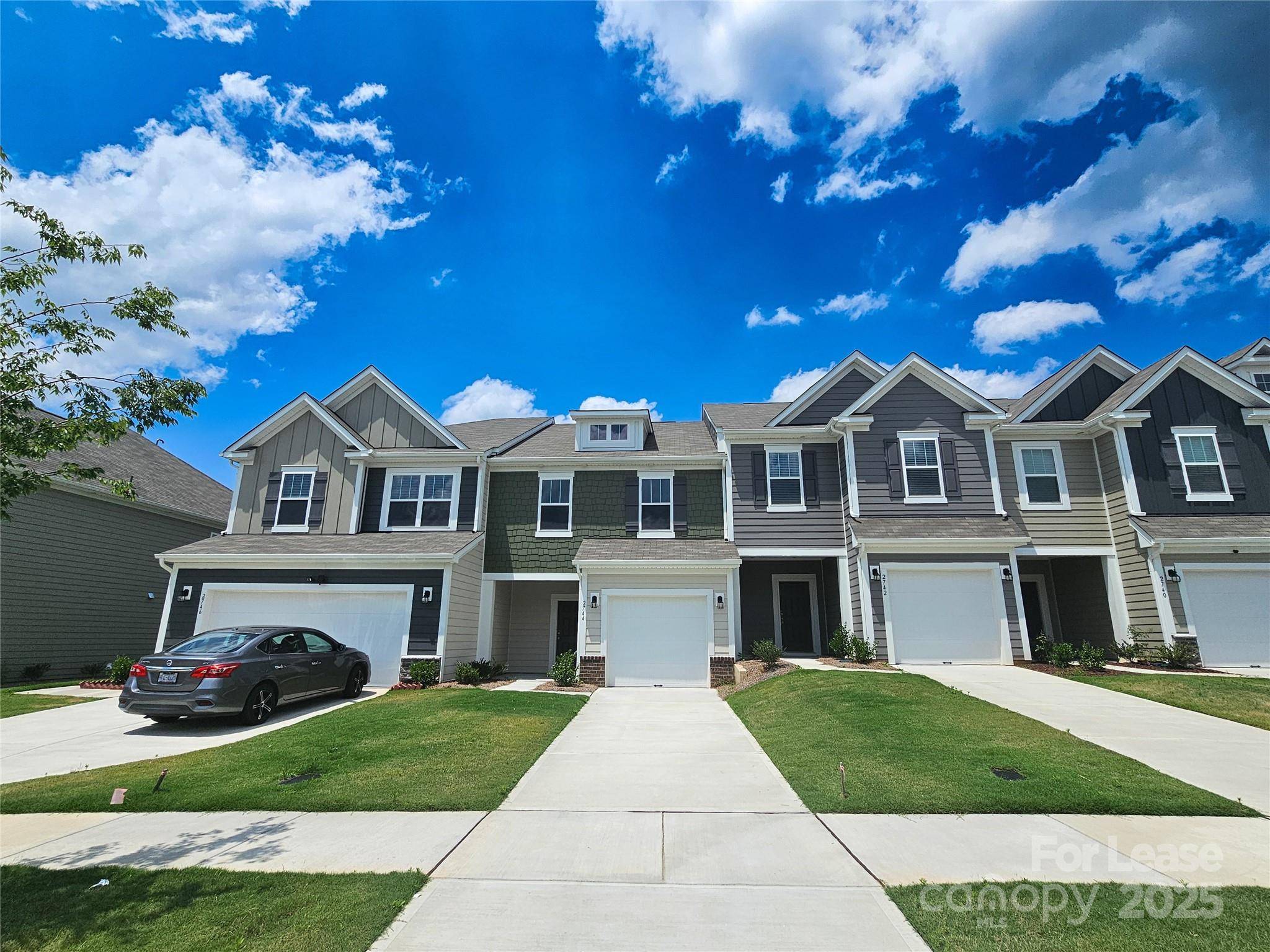 2744 Yeager DR NW, Concord, NC 28027