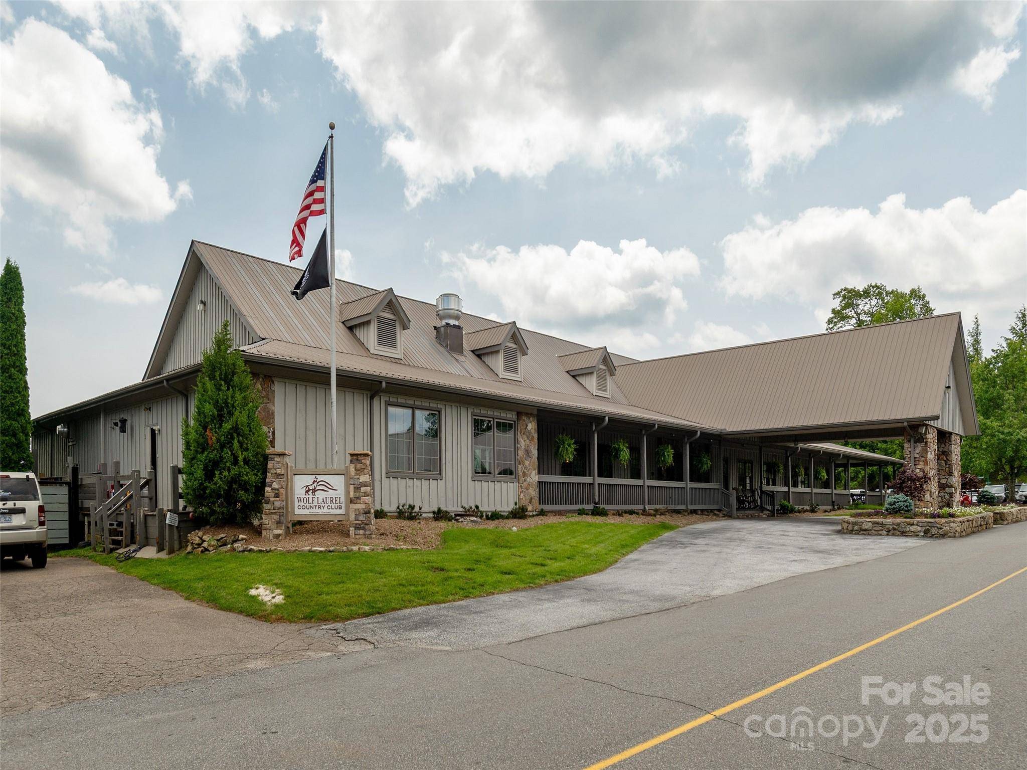000 English Ridge DR #34, Mars Hill, NC 28754