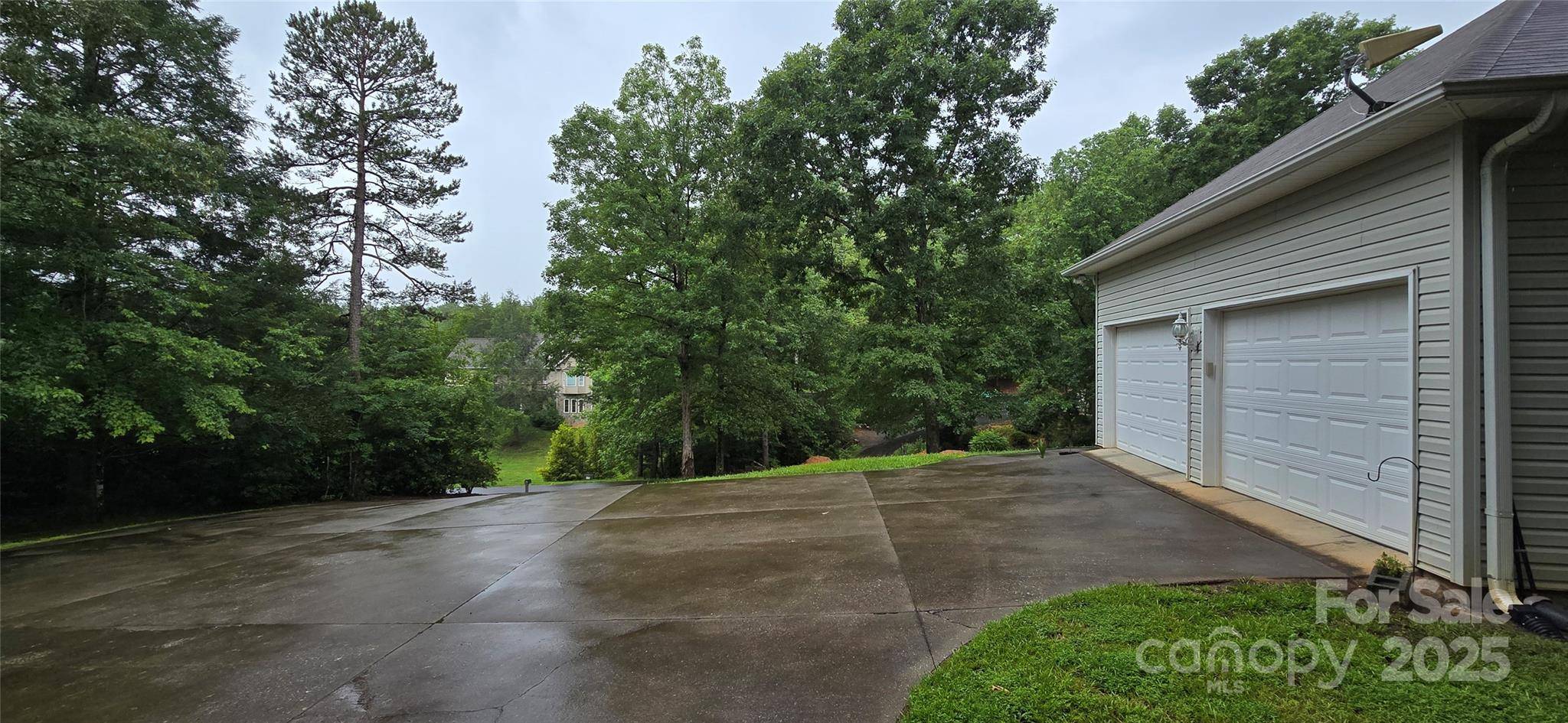 221 Flat Branch TRL, Mill Spring, NC 28756
