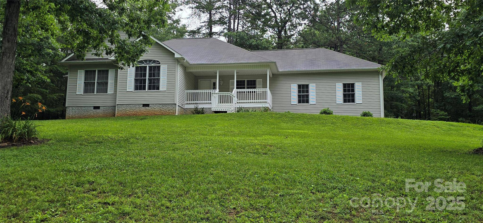221 Flat Branch TRL, Mill Spring, NC 28756