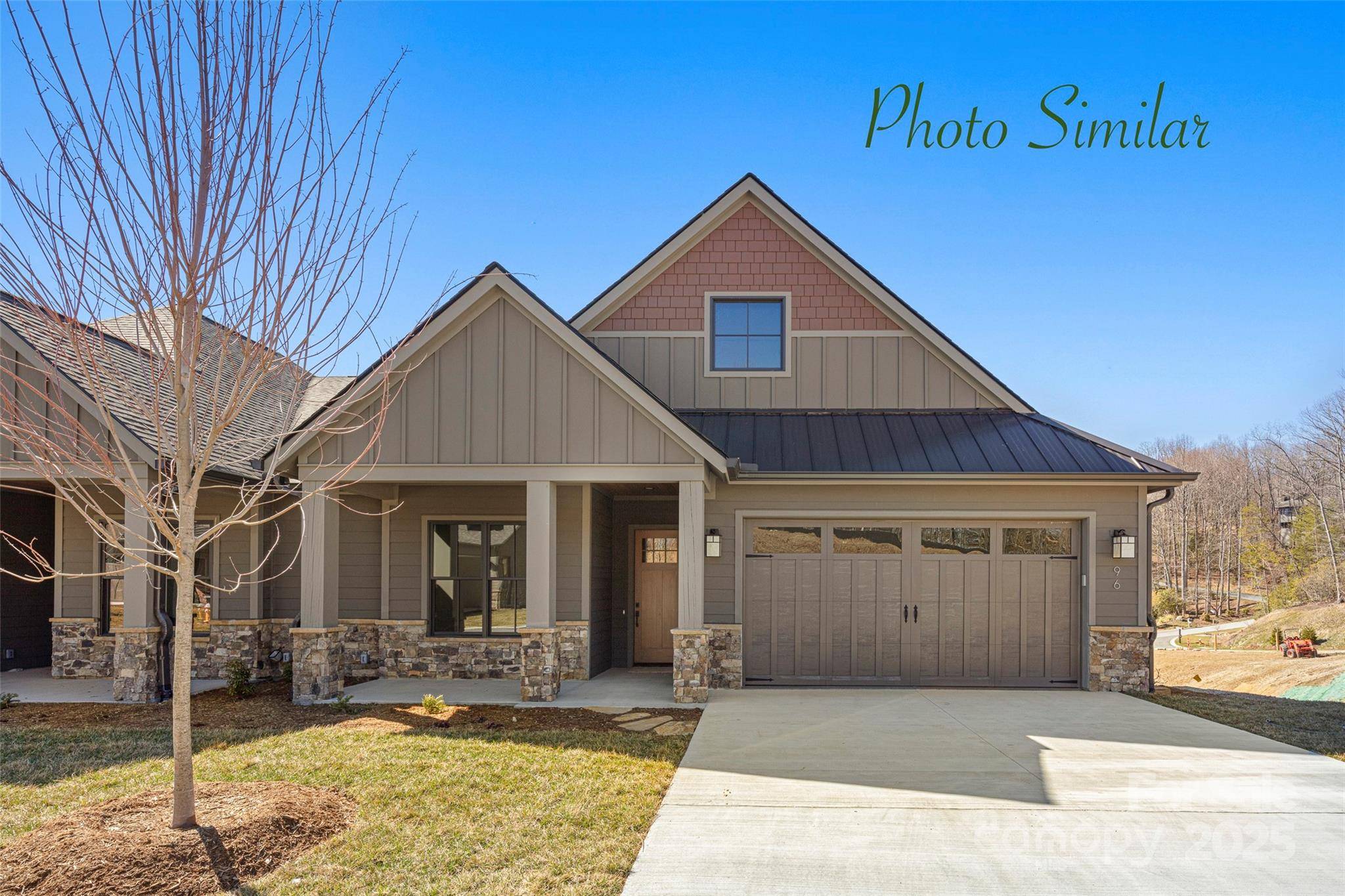 55 Chimney Chase TRL, Hendersonville, NC 28739