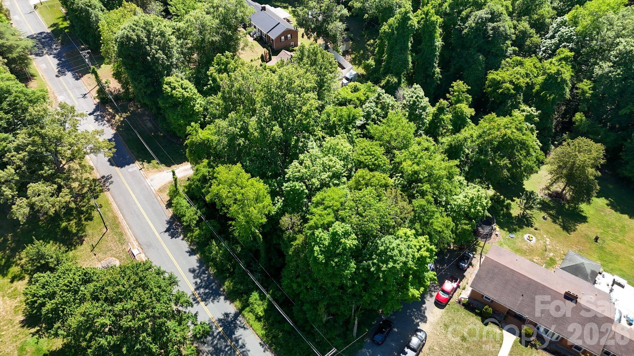 14 Arbor DR, Lexington, NC 27292