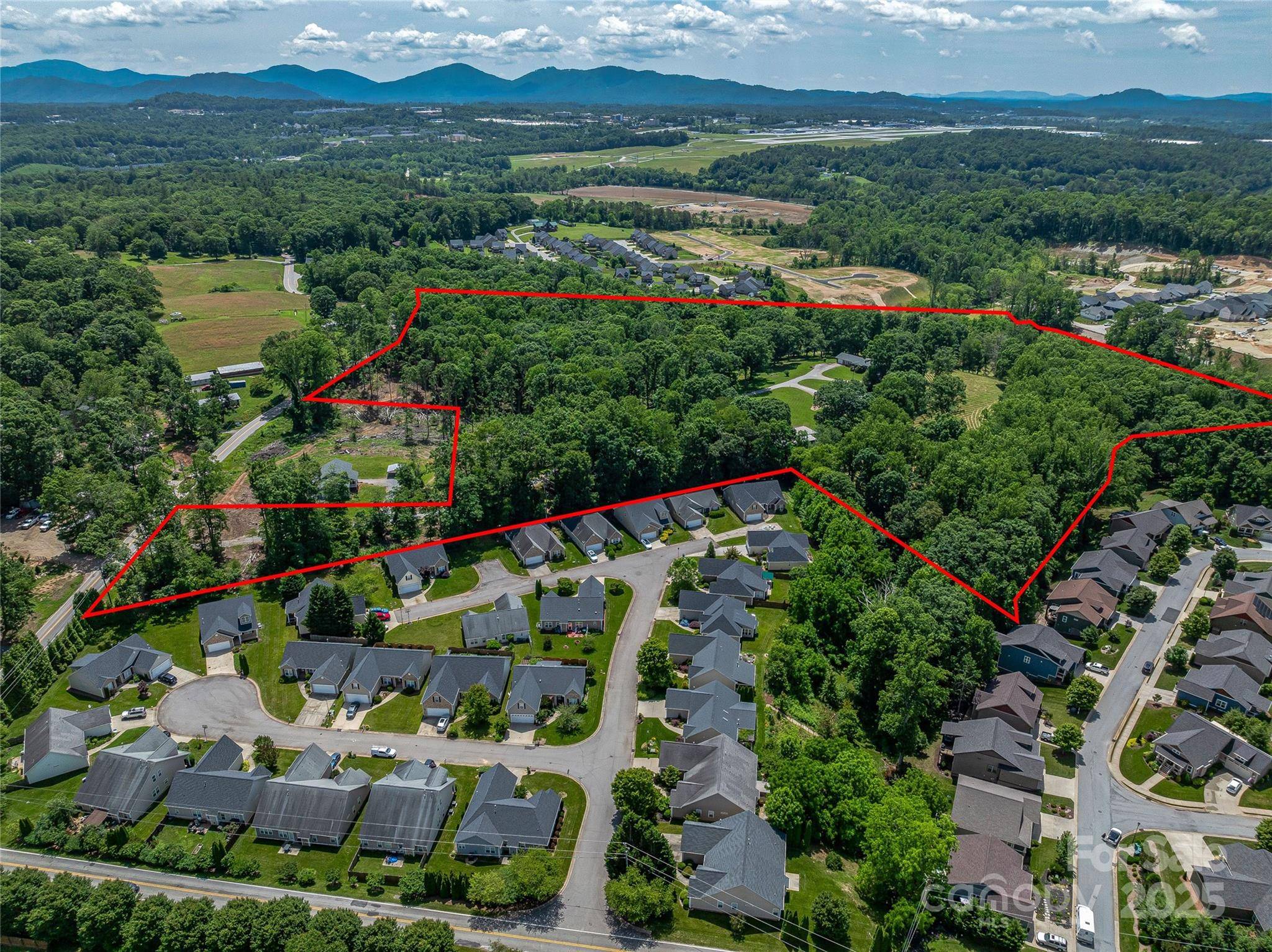1110 Glenn Bridge RD SE, Arden, NC 28704