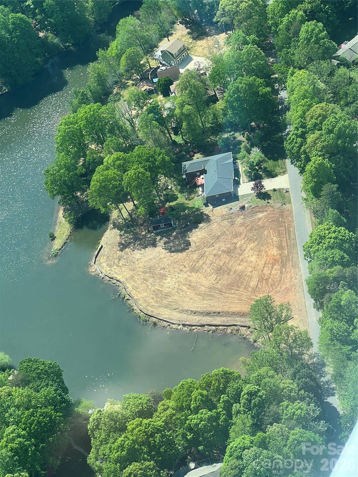 214 Farmstead LN, Mooresville, NC 28117
