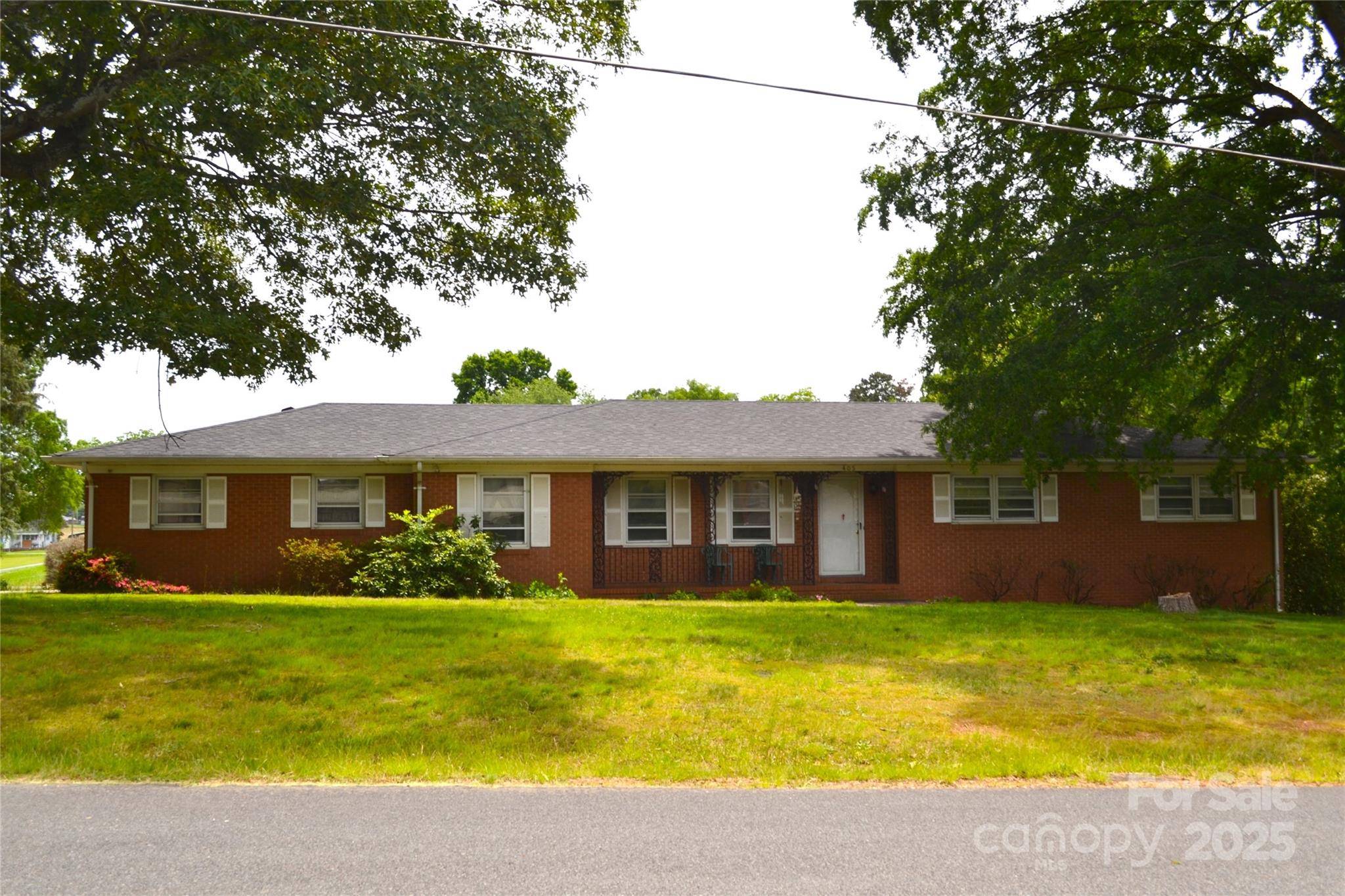 405 Wesley Heights DR, Albemarle, NC 28001