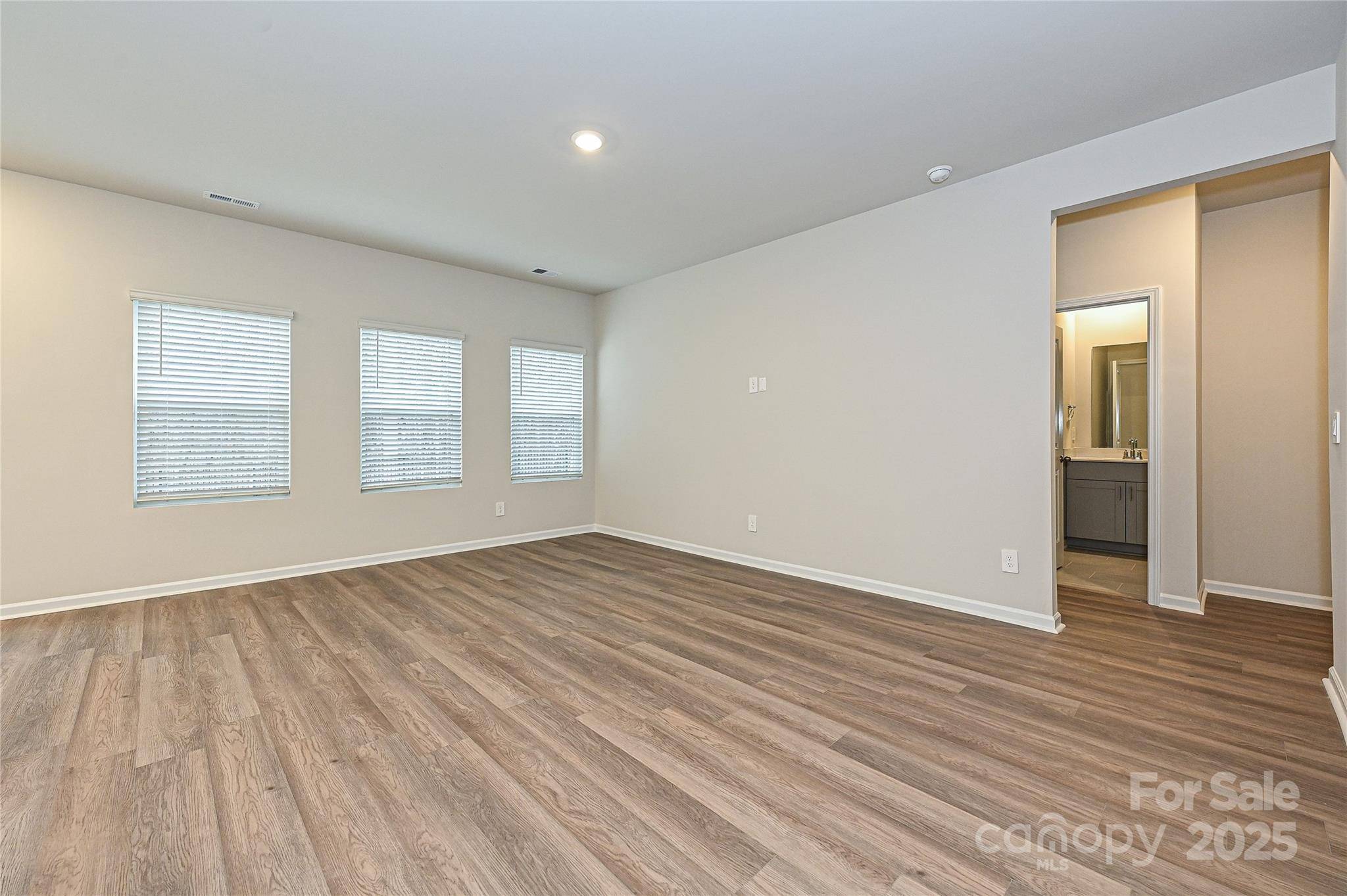 2130 Sunflower CIR, Newton, NC 28658