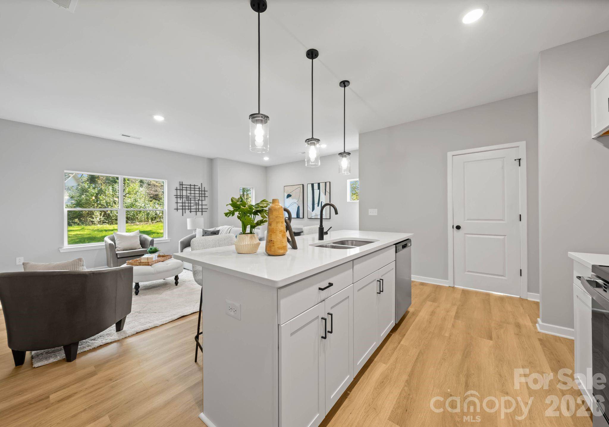 3119 Hatty PL, Charlotte, NC 28216