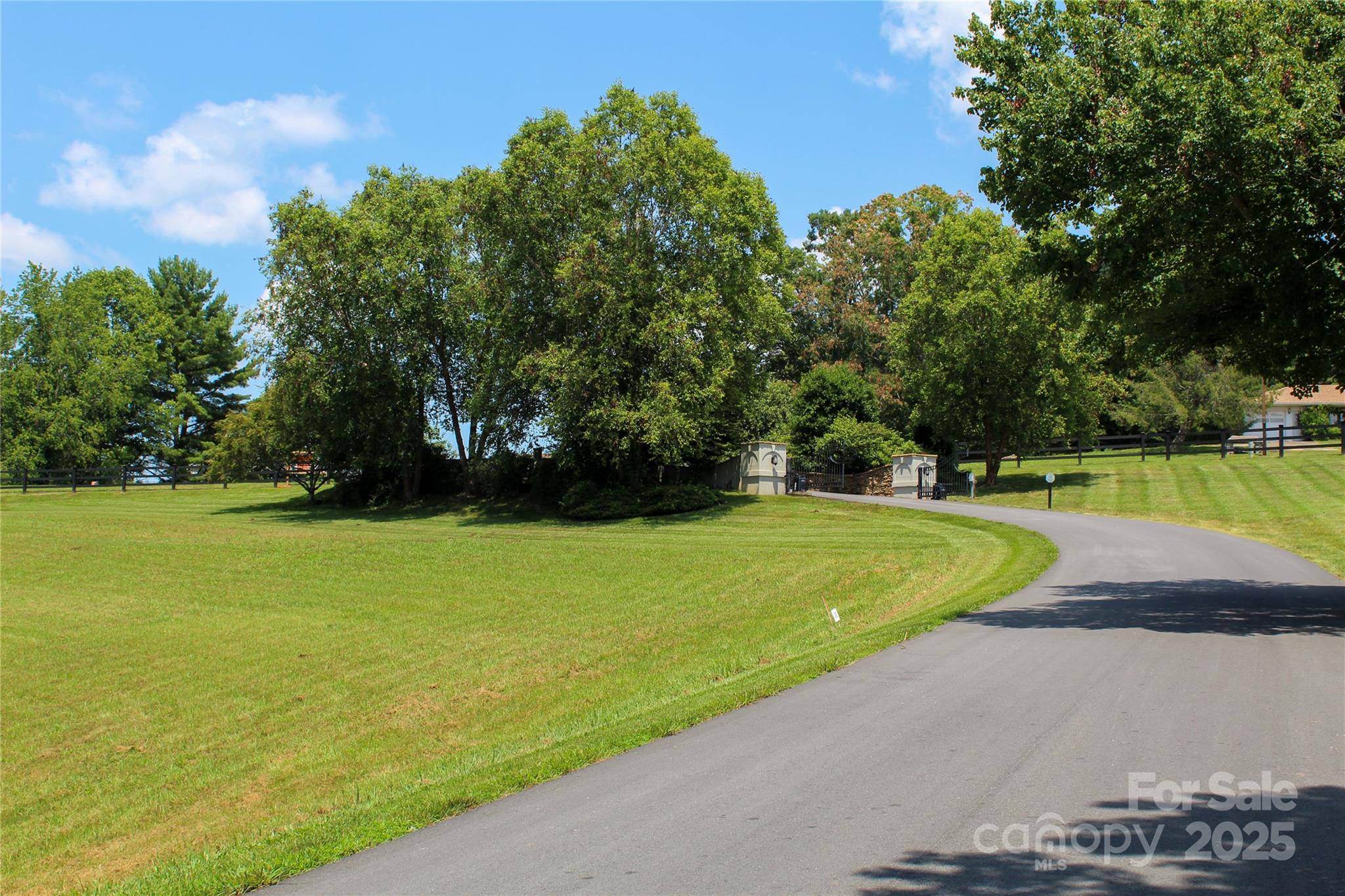 9999 Settlers TRL #38, Mars Hill, NC 28754