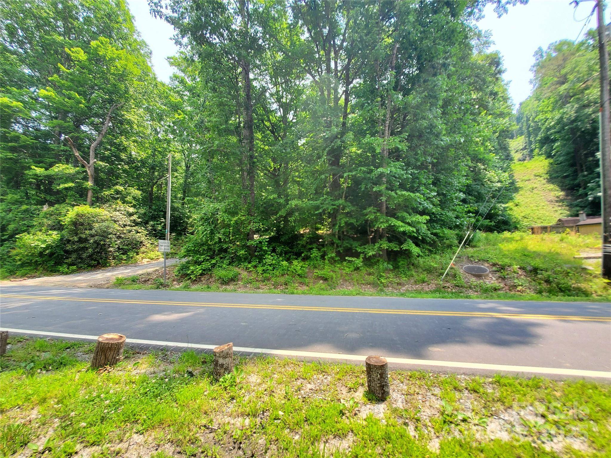 * Green River Cove RD, Saluda, NC 28773