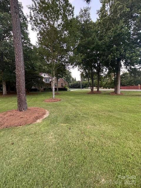 104 Whimbrel LN, Mooresville, NC 28117