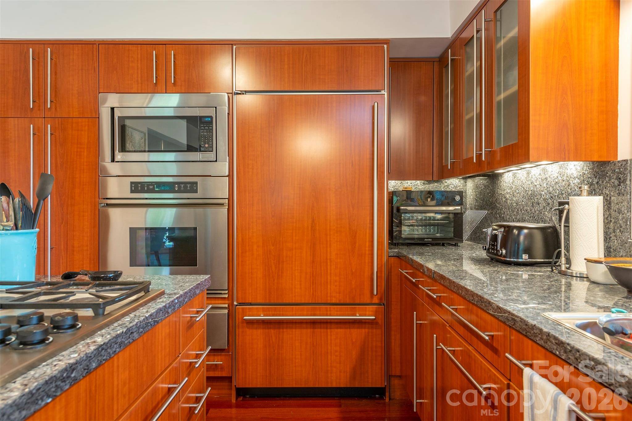 141 Courtland CT, Lake Lure, NC 28746