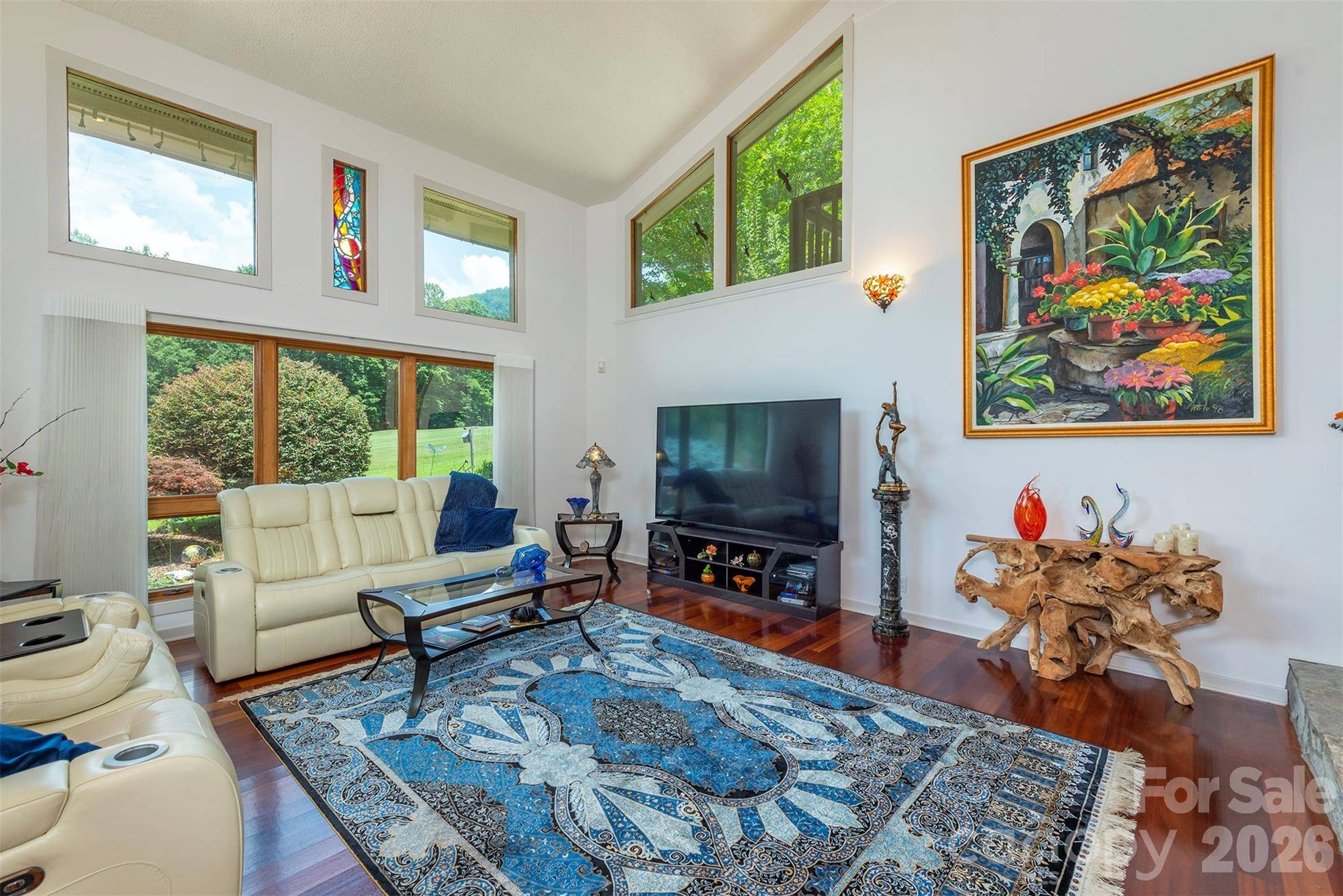 141 Courtland CT, Lake Lure, NC 28746