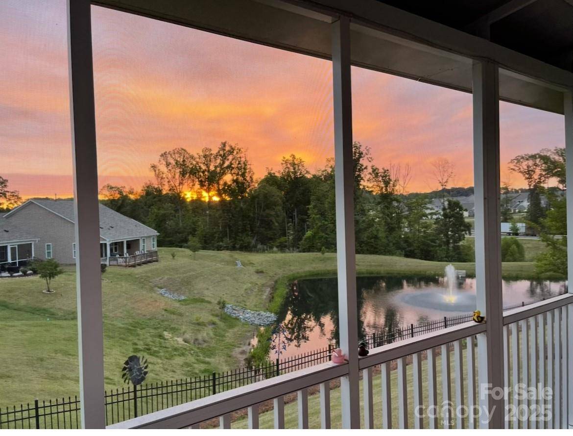 7337 Overjoyed XING, Charlotte, NC 28215
