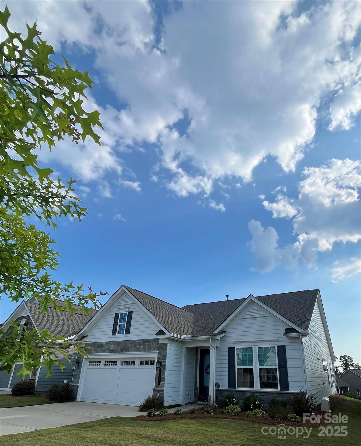7337 Overjoyed XING, Charlotte, NC 28215