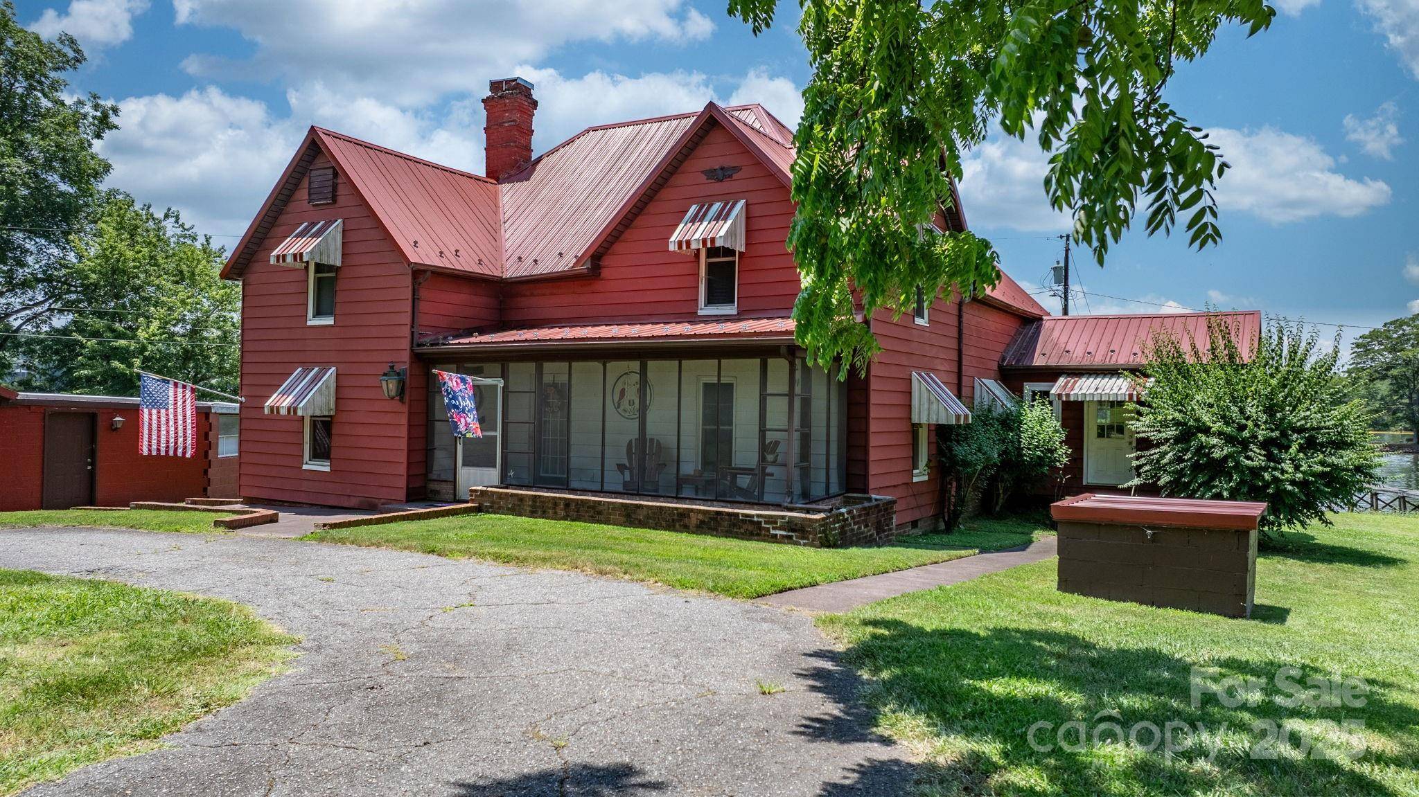 237 Shiloh Church RD, Hickory, NC 28601