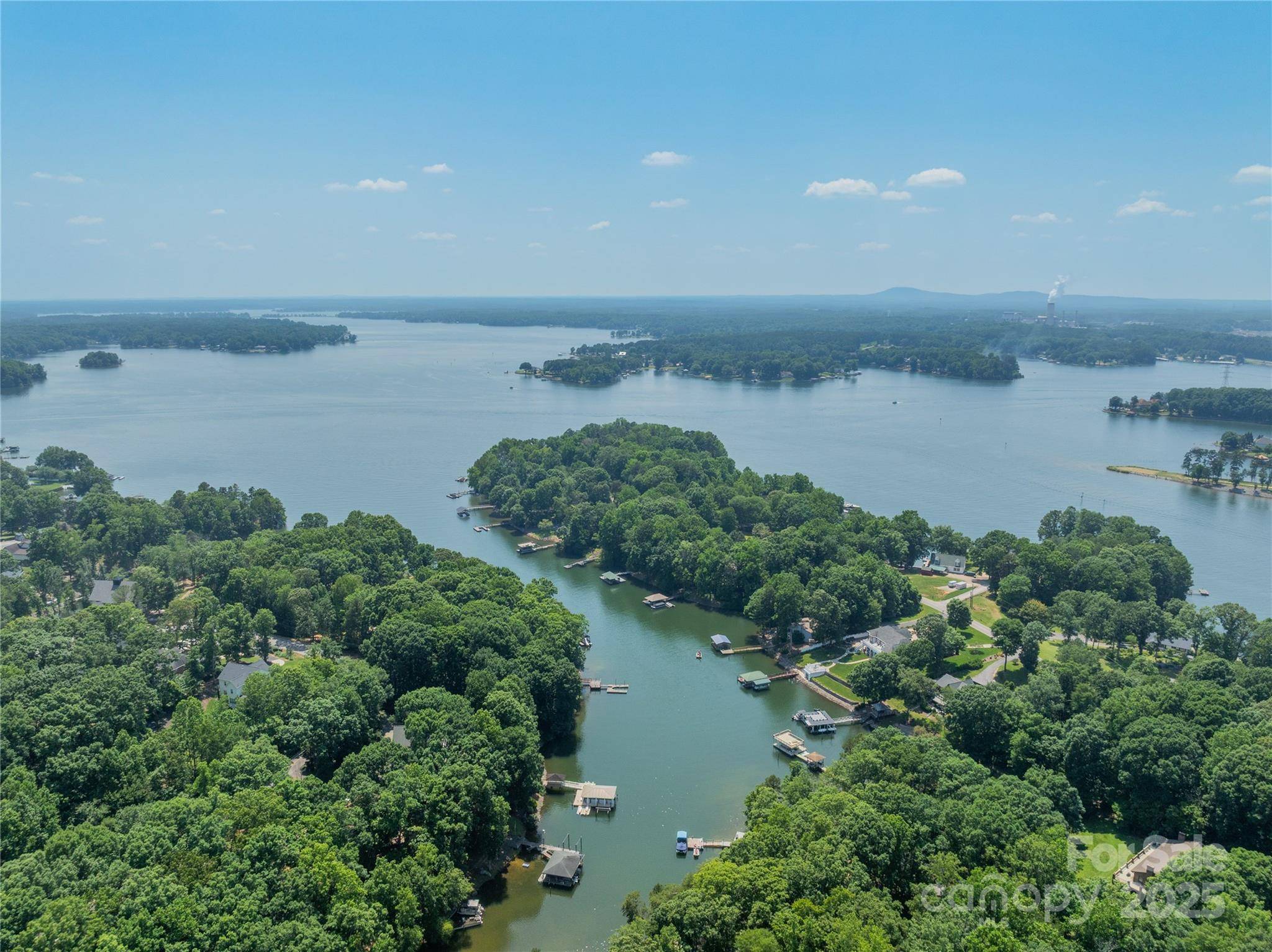 200 Greenbay RD, Mooresville, NC 28117