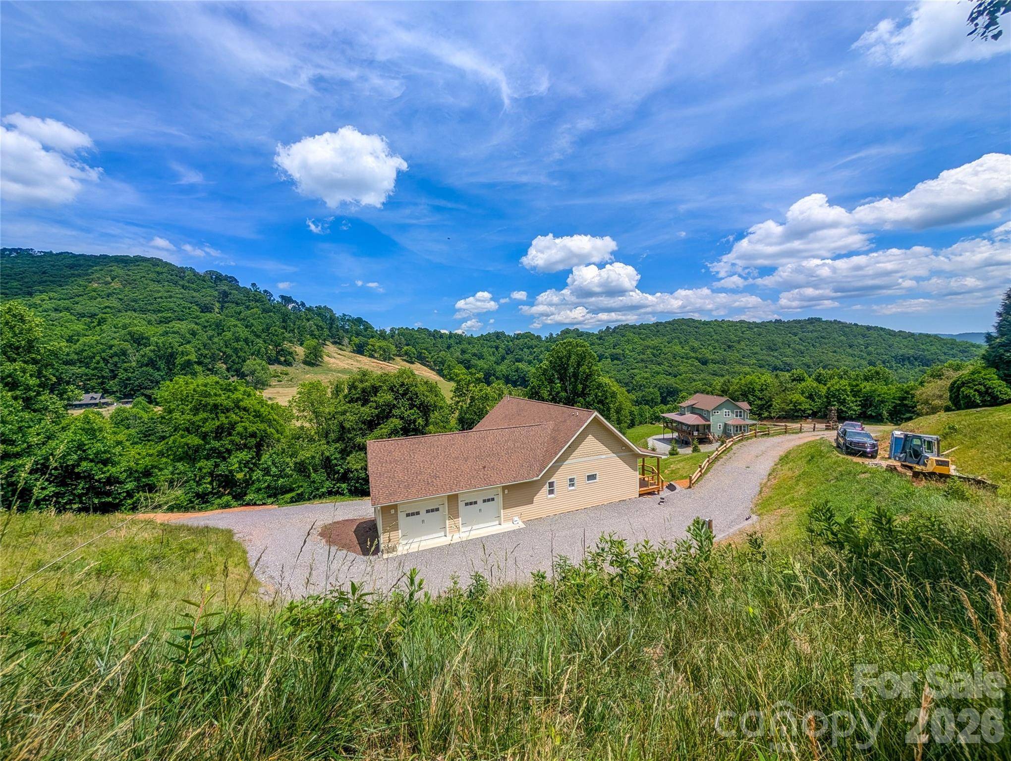338 Majestic Mountain DR, Burnsville, NC 28714