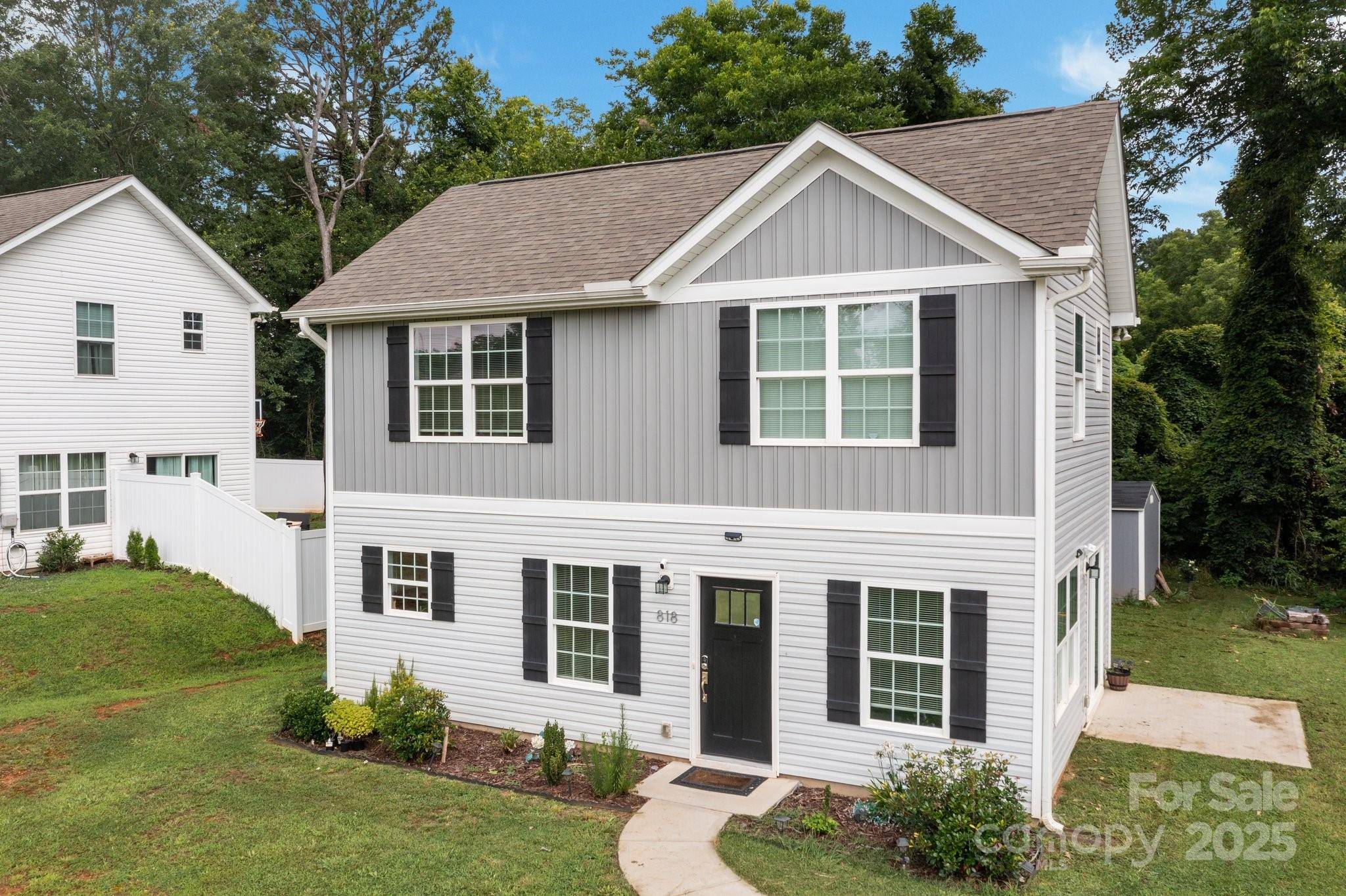 818 W Carolina AVE, Bessemer City, NC 28016