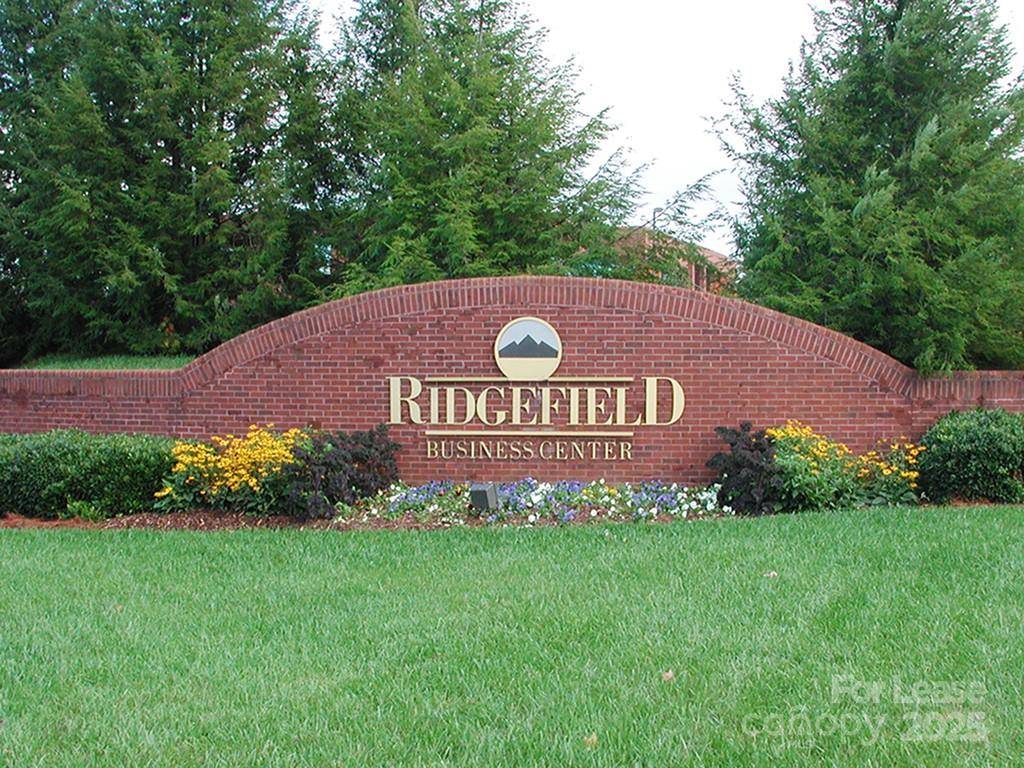 1200 Ridgefield BLVD #200, Asheville, NC 28806