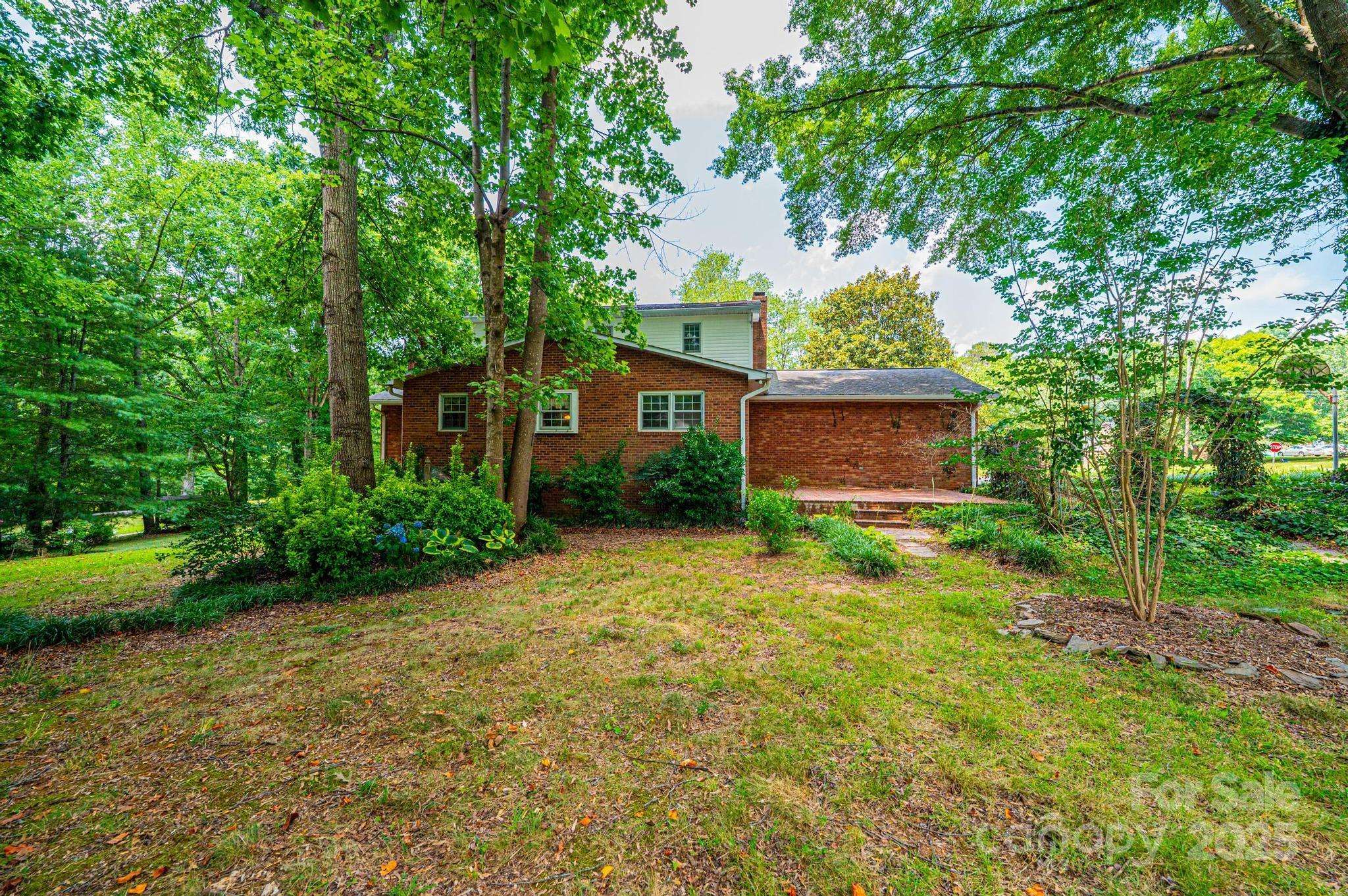 3781 Dover ST, Claremont, NC 28610
