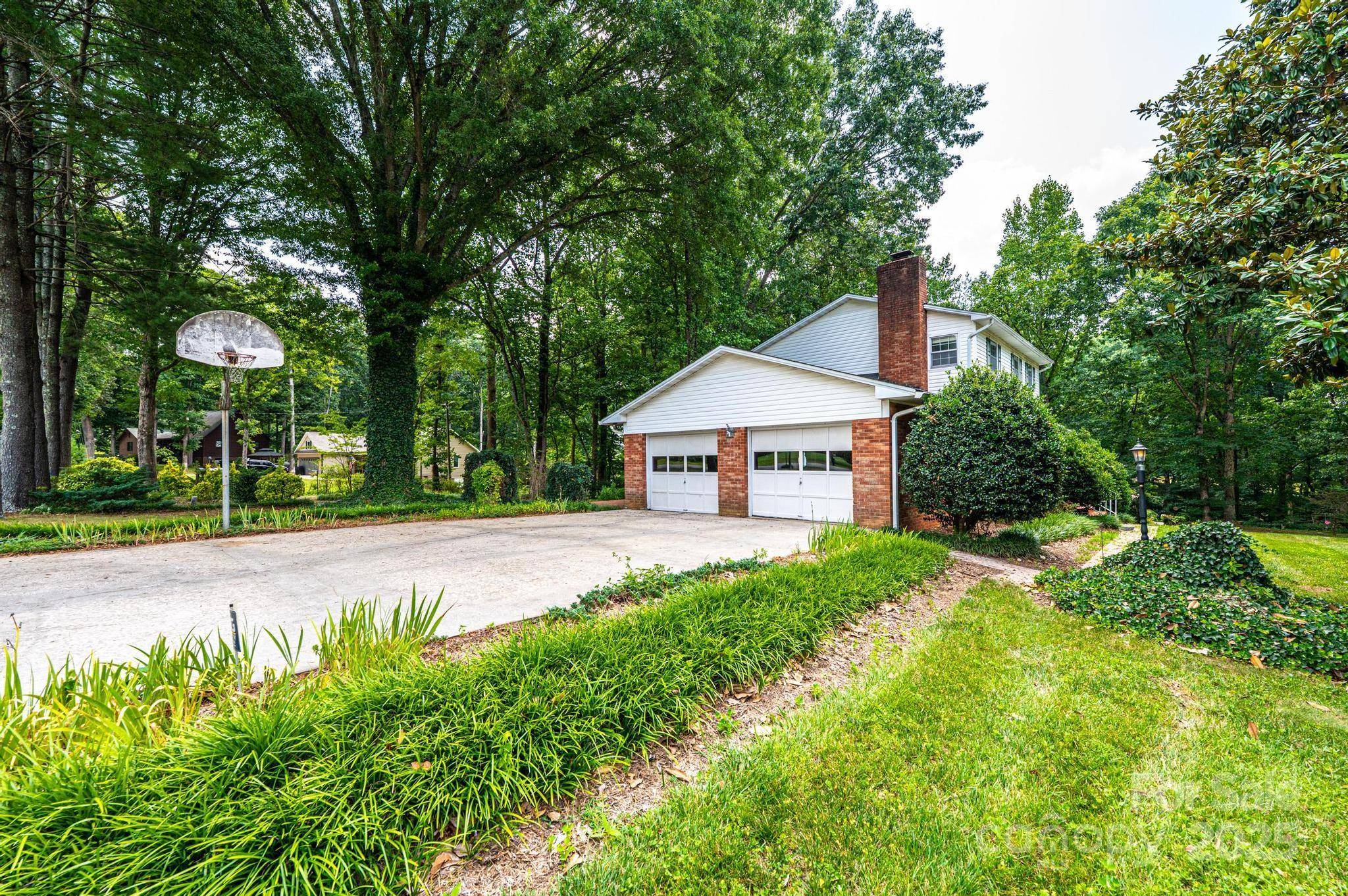3781 Dover ST, Claremont, NC 28610