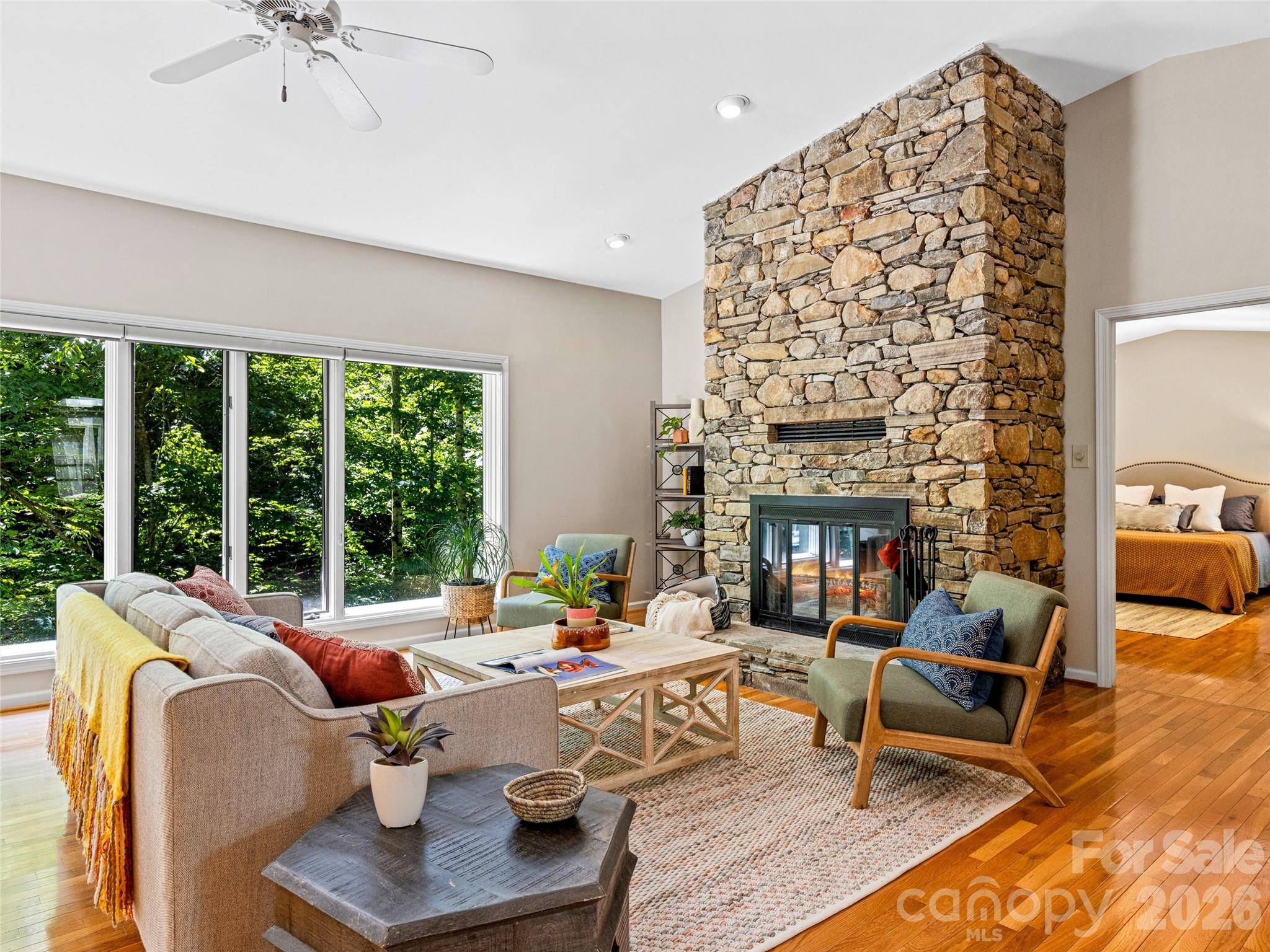 150 Sondley Pkwy, Asheville, NC 28805