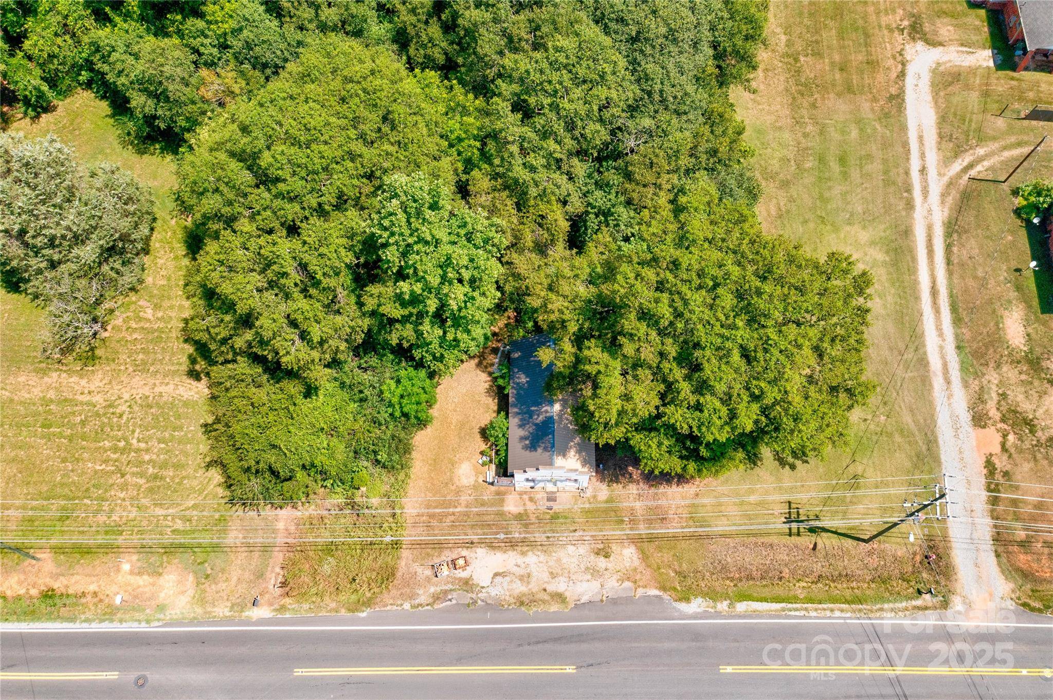 231 E College AVE, Boiling Springs, NC 28152