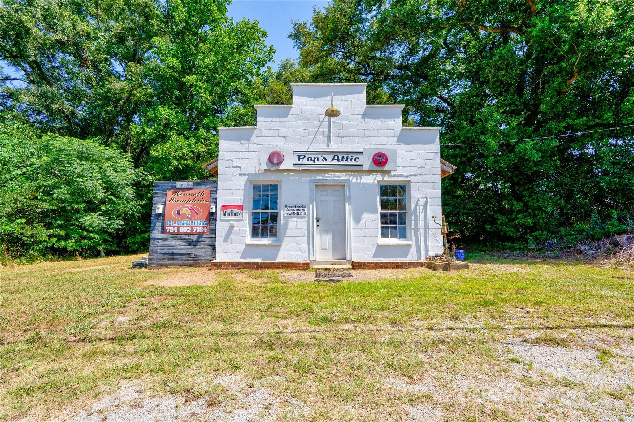 231 E College AVE, Boiling Springs, NC 28152