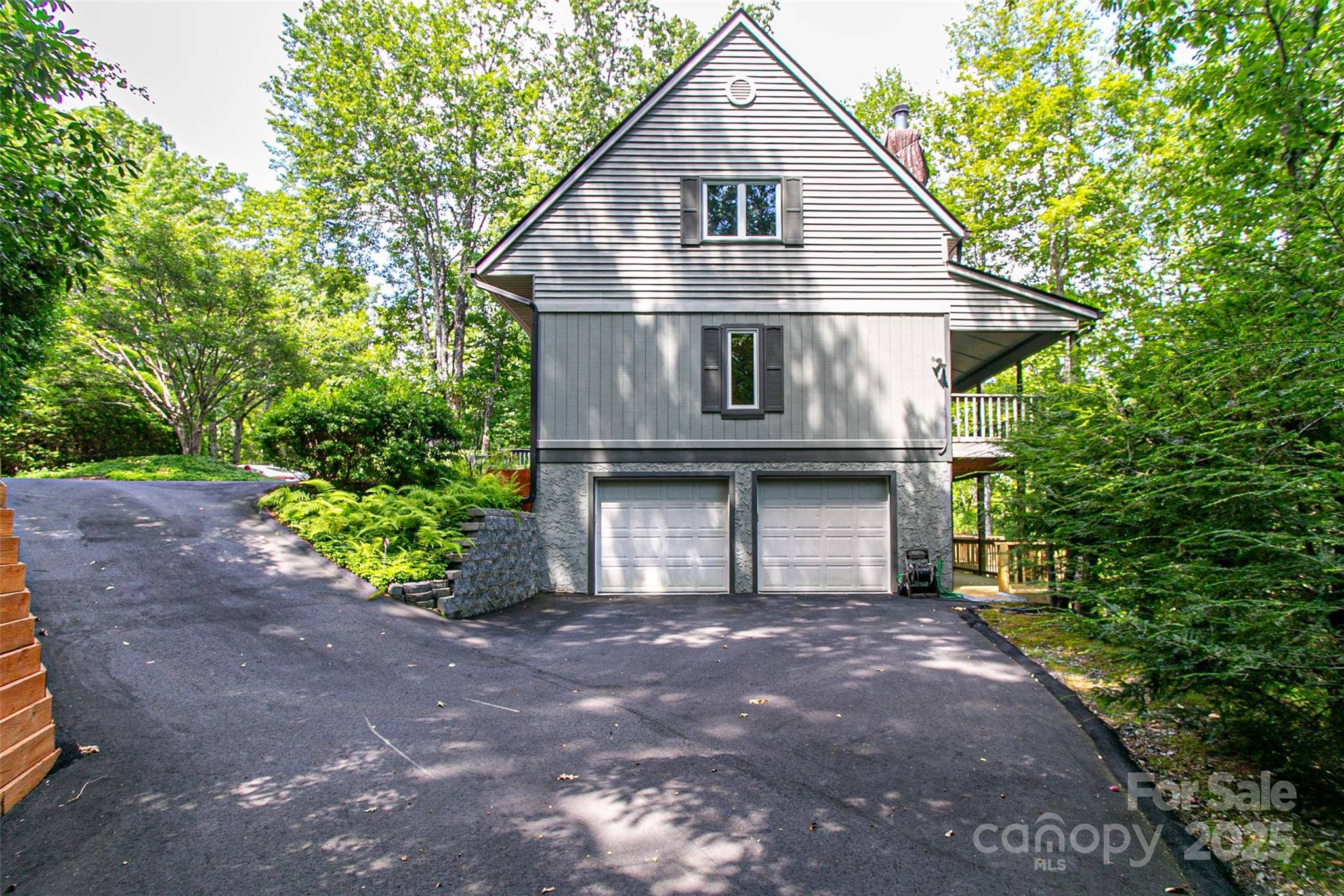 263 Ugedaliyvi CT, Brevard, NC 28712