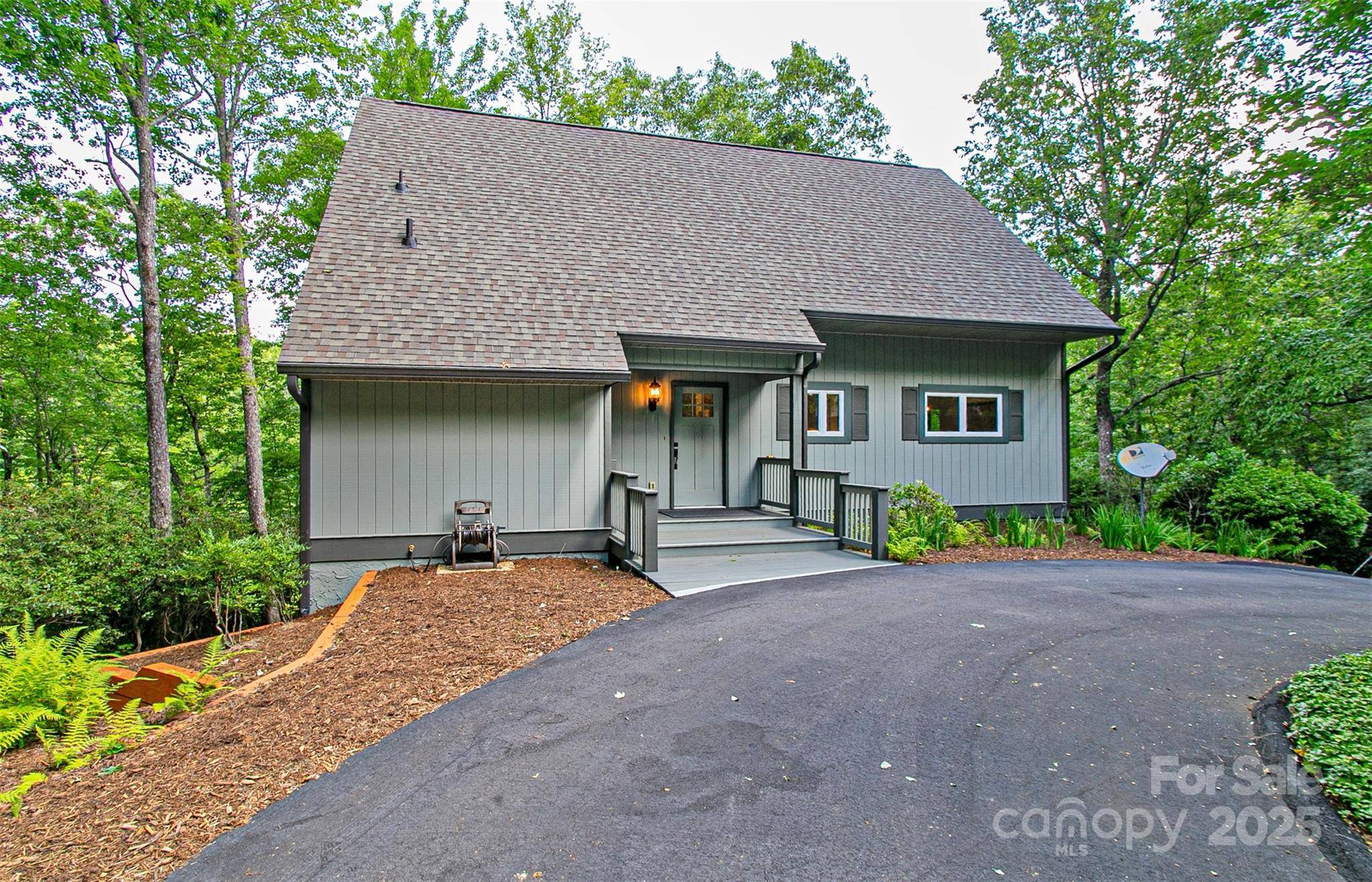 263 Ugedaliyvi CT, Brevard, NC 28712