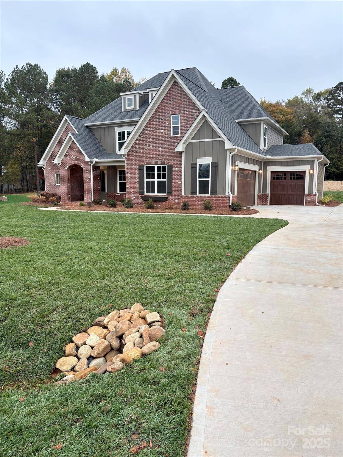 133 Crestview LN, Troutman, NC 28166
