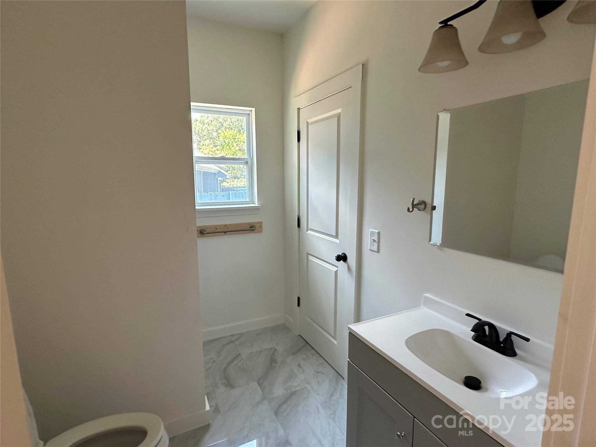 1409 enochville RD, Kannapolis, NC 28081