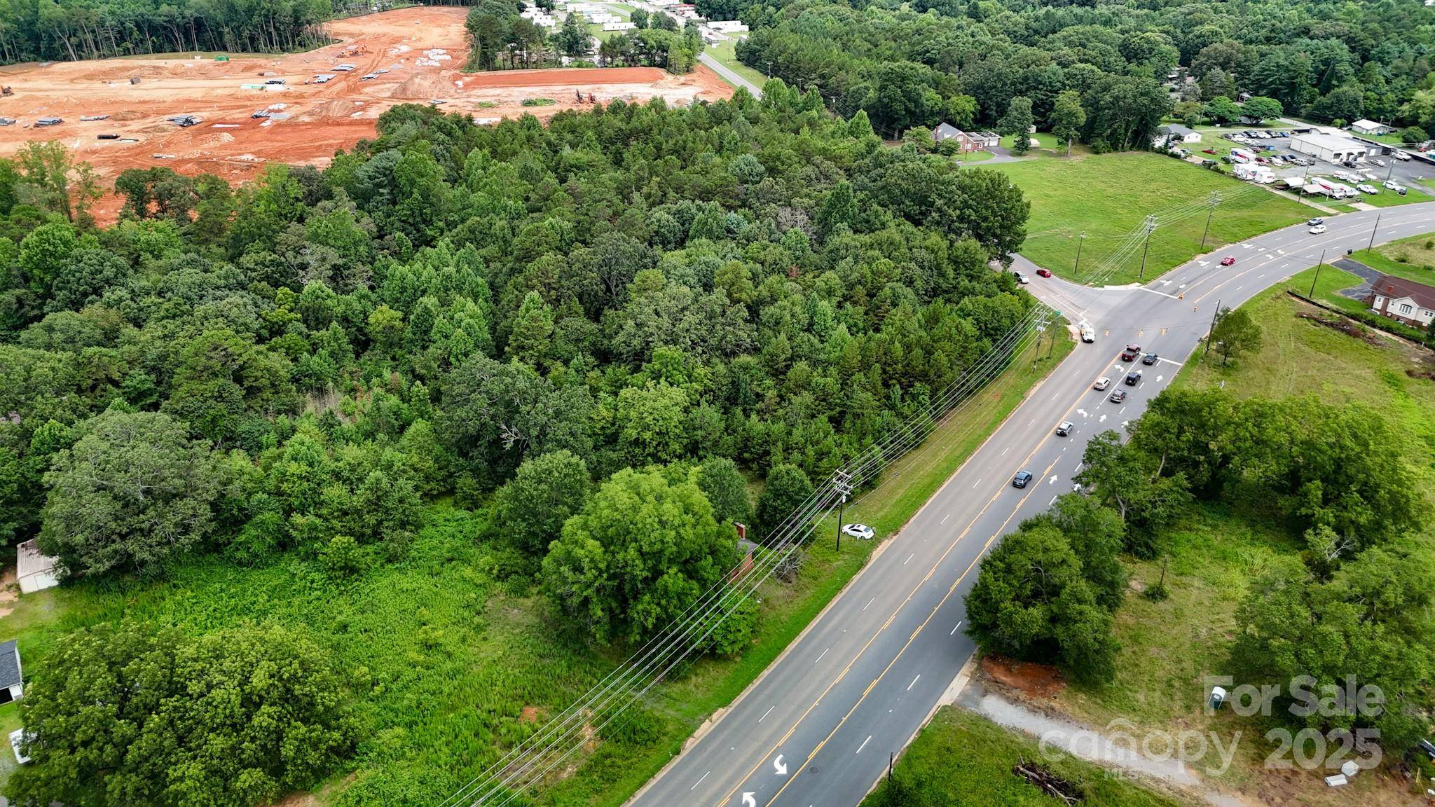 3387 Springs RD NE, Hickory, NC 28601