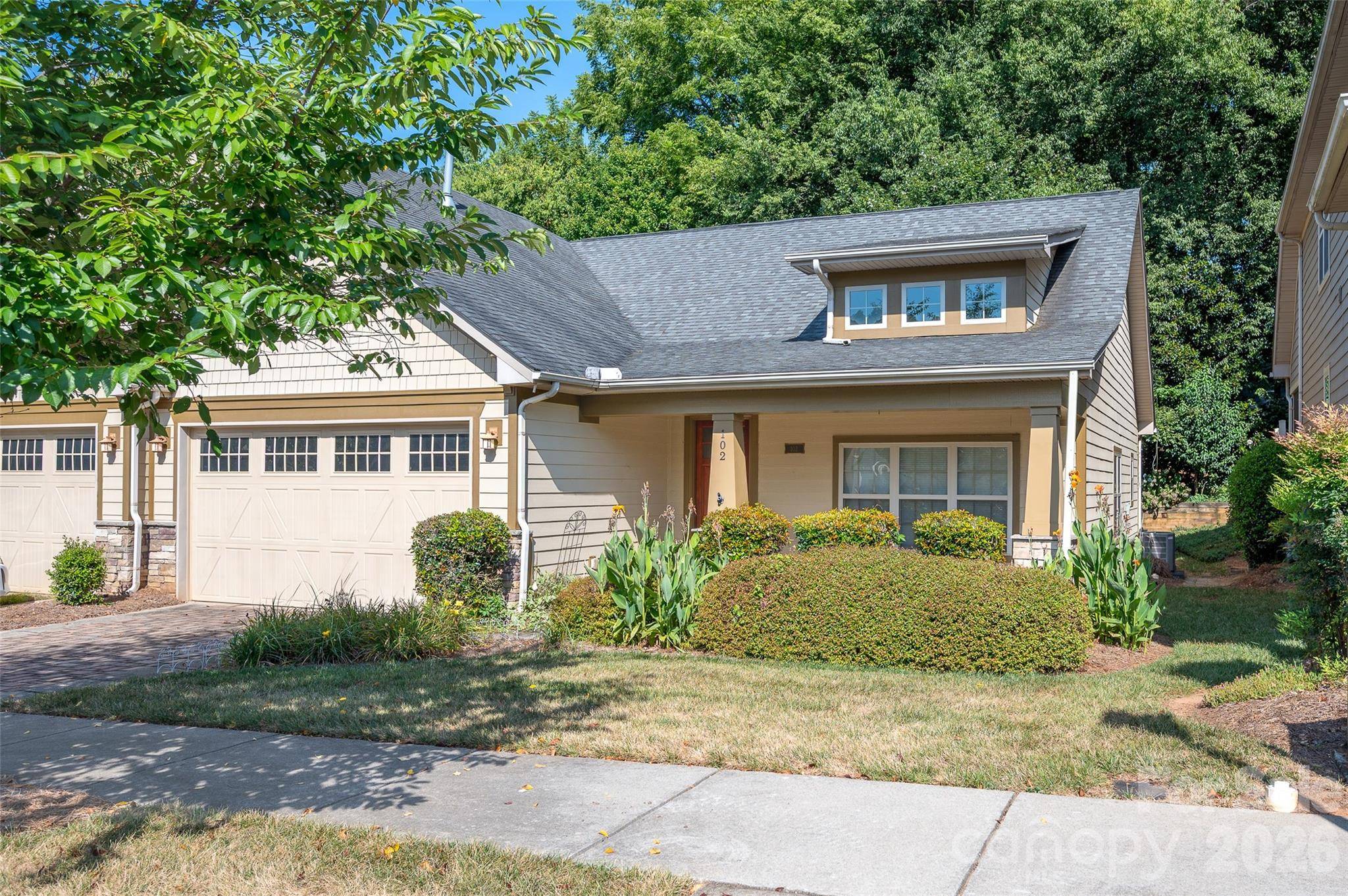 102 Coral LN, Mooresville, NC 28117