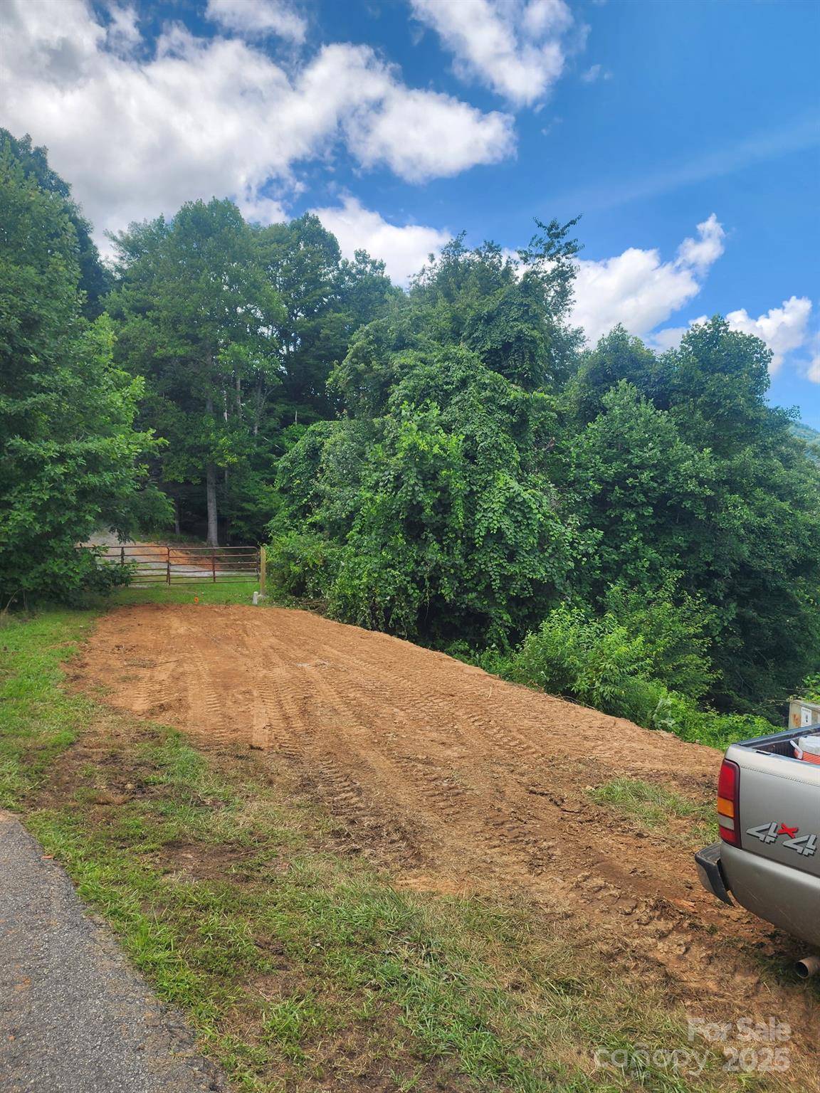 38 Rons RDG, Waynesville, NC 28785