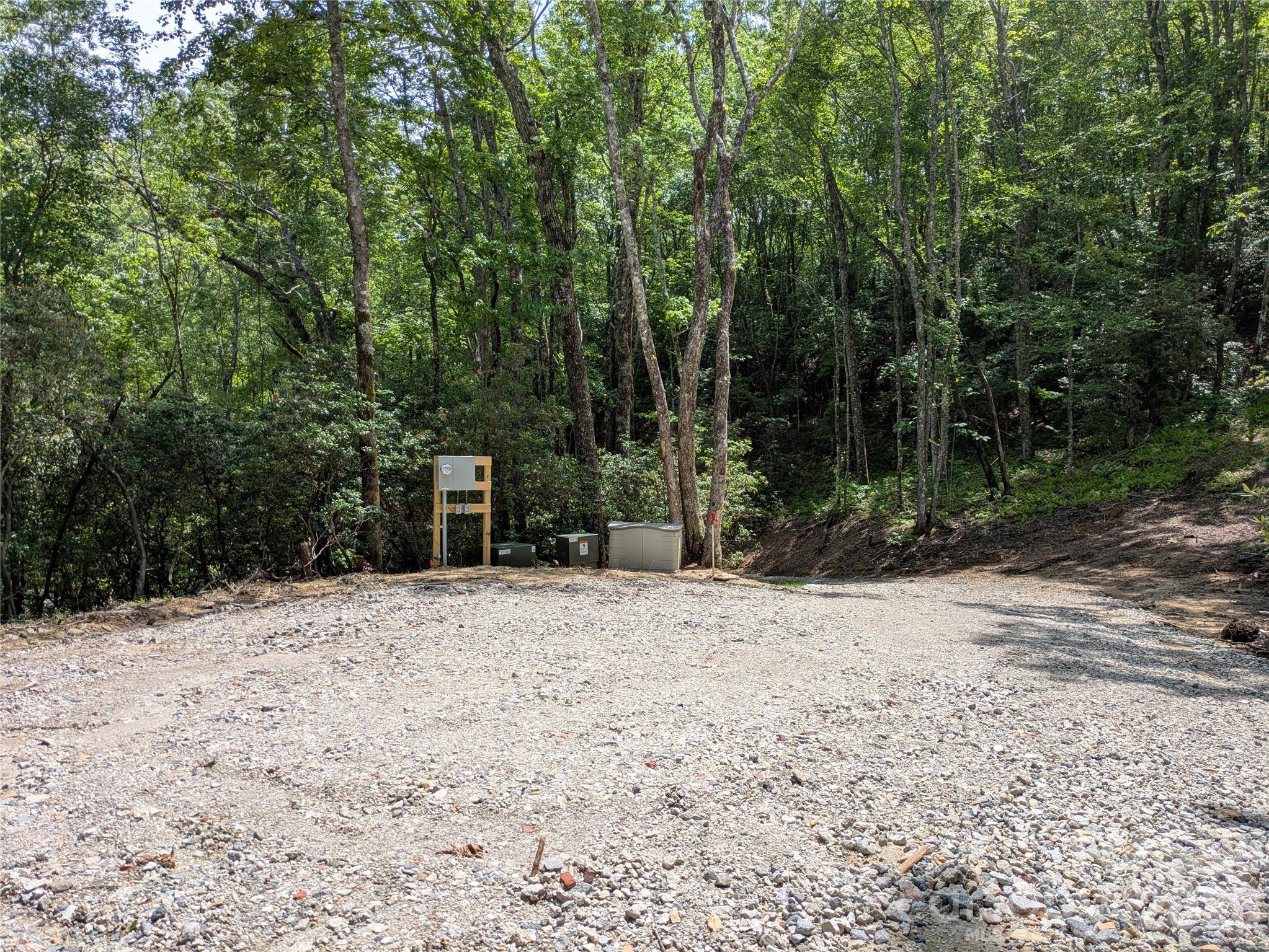 313 Line Runner Ridge RD, Rosman, NC 28772